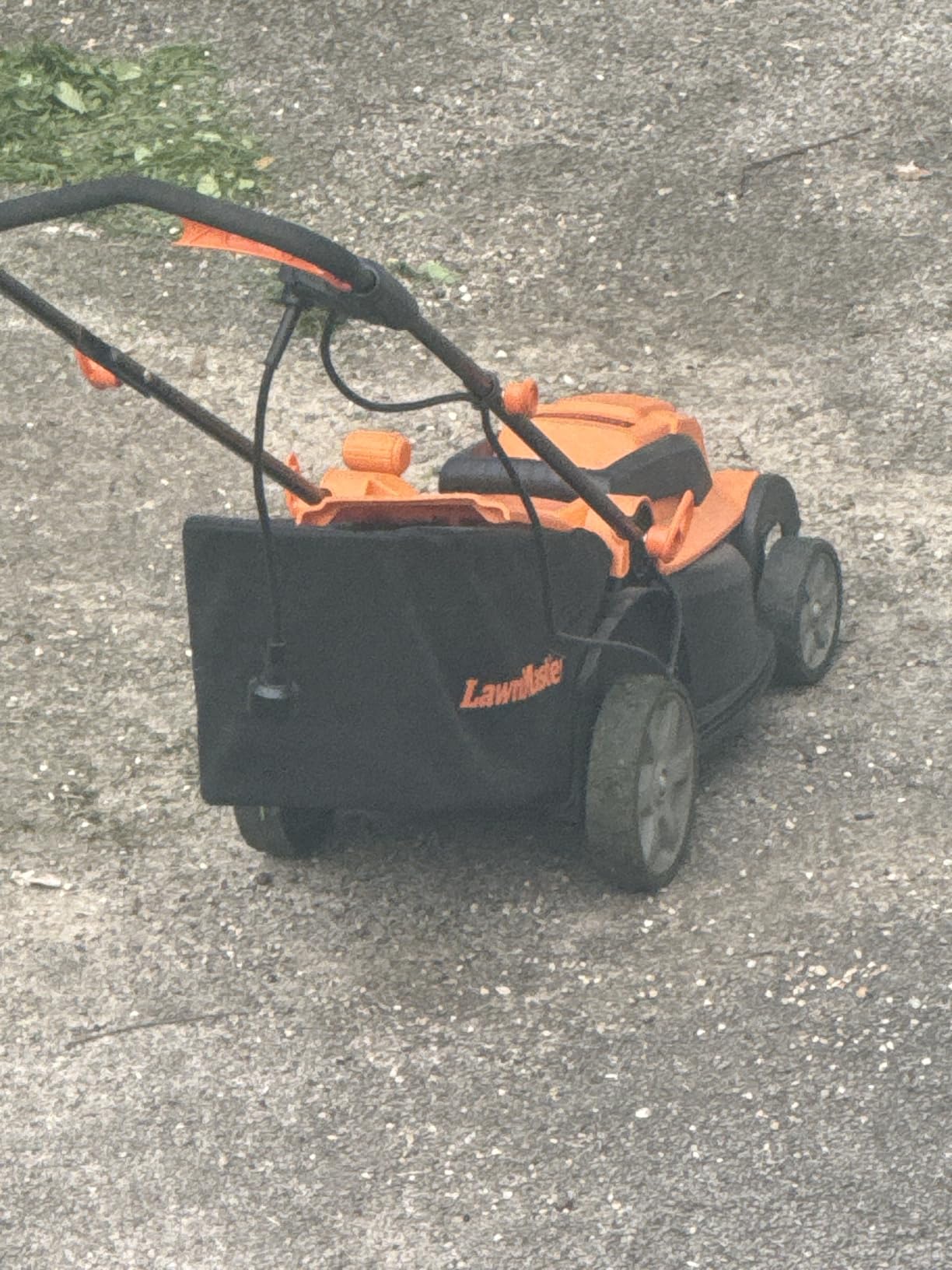 LawnMaster 48V MAX 19-inch Brushless Cordless Lawn Mower, CLMF4819X | 2X24V MAX 4.0Ah Battery, Dual Charger, 6 Cutting Positions customer photo 1