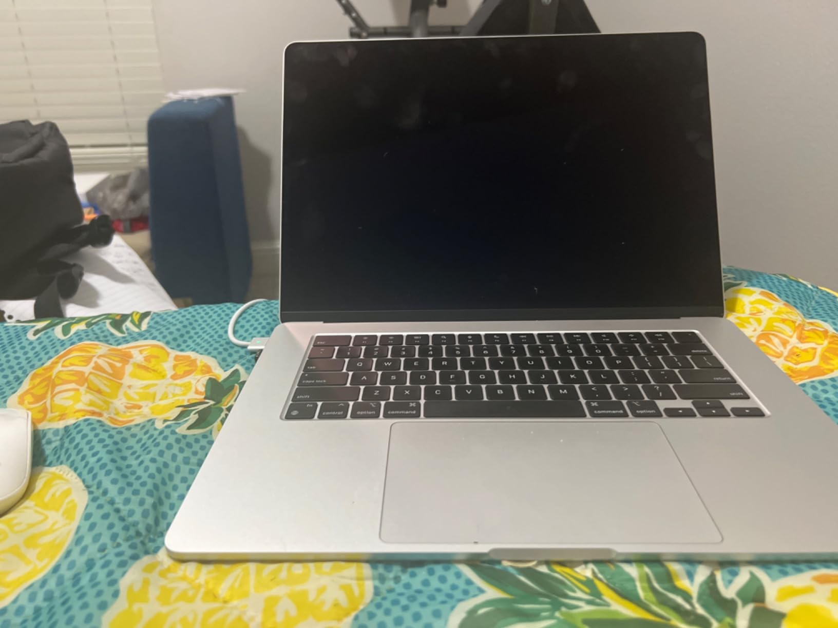 Apple 2024 MacBook Air 15-inch Laptop with M3 chip: Built for Apple Intelligence, 15.3-inch Liquid Retina Display, 8GB Unified Memory, 256GB SSD Storage, Backlit Keyboard, Touch ID; Midnight customer photo 1