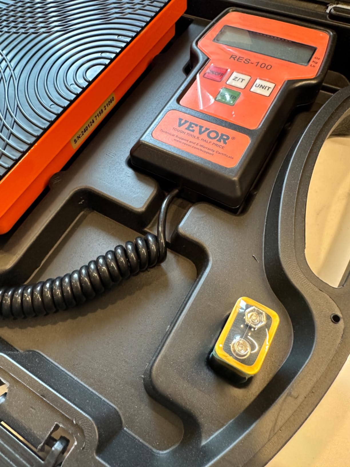 VEVOR Refrigerant Scale 220 LBS HAVC Charging Recovery Freon Scale, with Wired Remote Control, 5g High Precision Electronic Digital Recovery Weight Scale with Case and Dry Battery customer photo 1