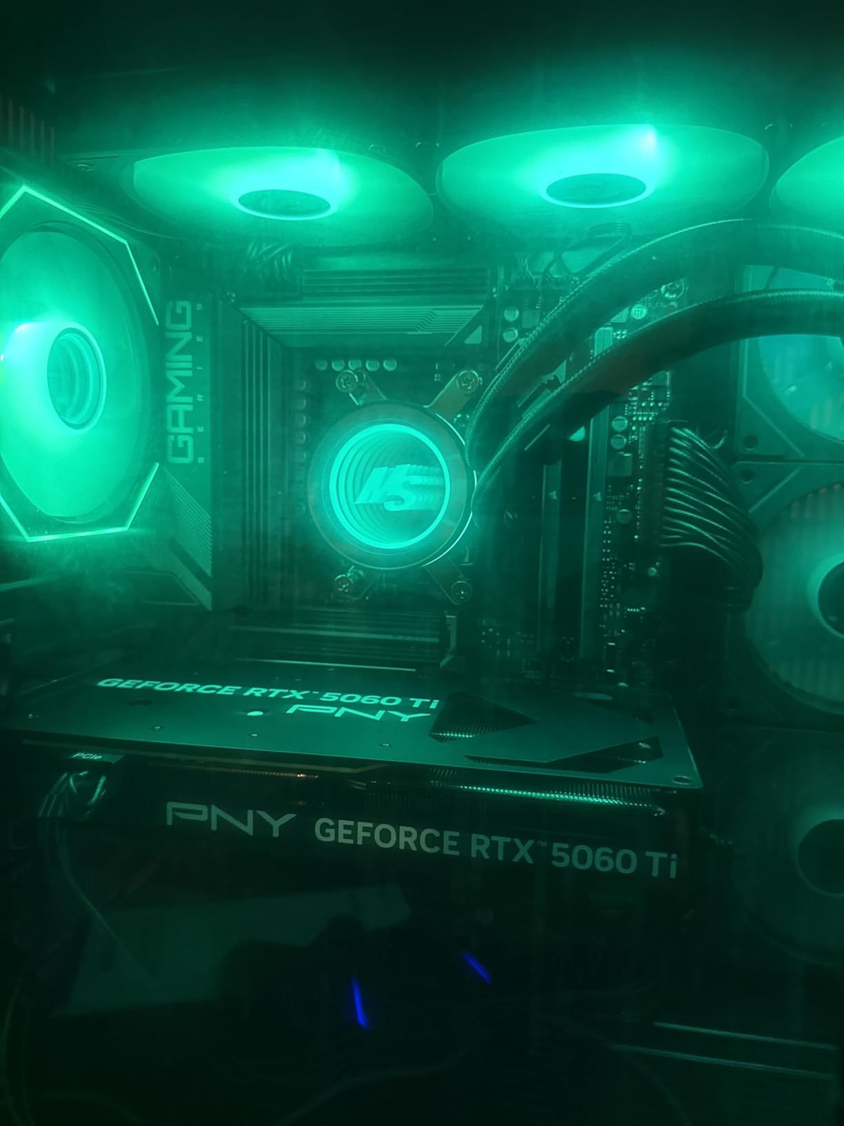 INLAND AMD Ryzen 7 7700X CPU Processor with GIGABYTE B650 Gaming X AX V2 Motherboard (AM5, ATX, DDR5, USB 3.2 Gen2x2 Type-C, Wi-Fi 6E), Soly by Micro Center customer photo 1