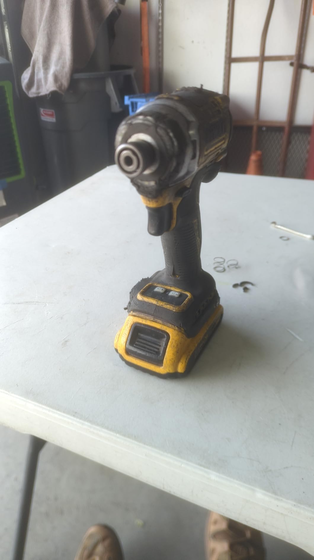 DEWALT 20V MAX XR 1/4 Inch Cordless Impact Driver, Bare Tool Only (DCF860B) customer photo 2