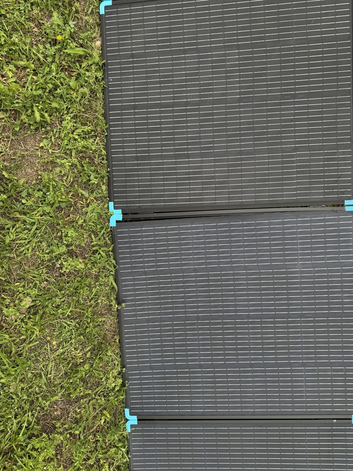 Renogy 400W Portable Solar Panel, Premium Materials for Decades of Use customer photo 2