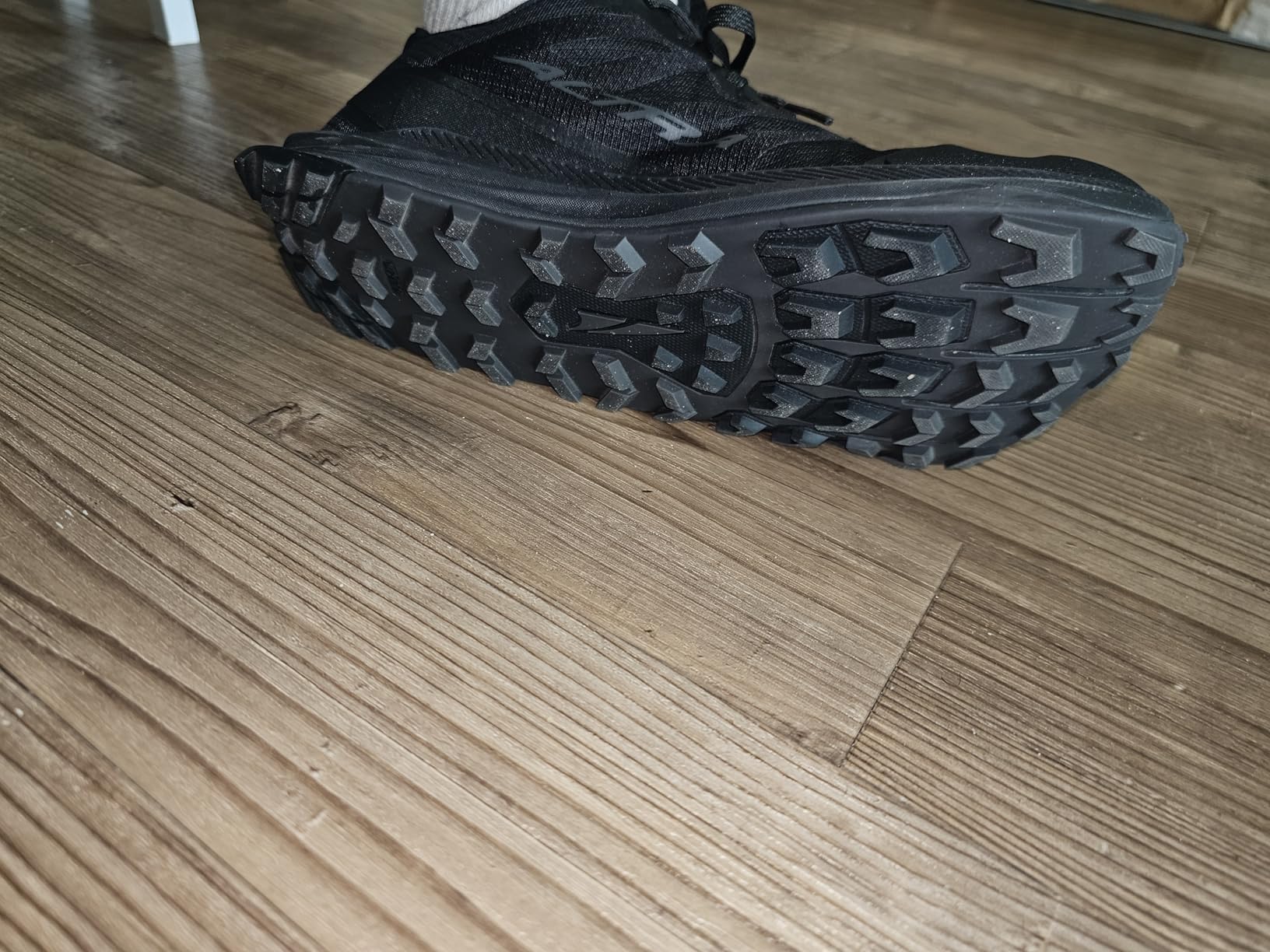 ALTRA Women's Lone Peak 9 Trail Running Shoe customer photo 1