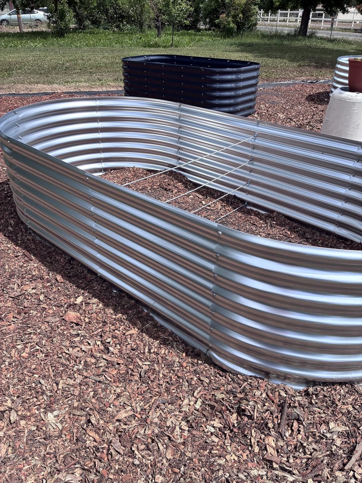 Land Guard Galvanized Raised Garden Bed, 8x4x2ft Oval Larger Metal Planter Boxes for Vegetables, Fruits, Flowers (Silver) customer photo 1