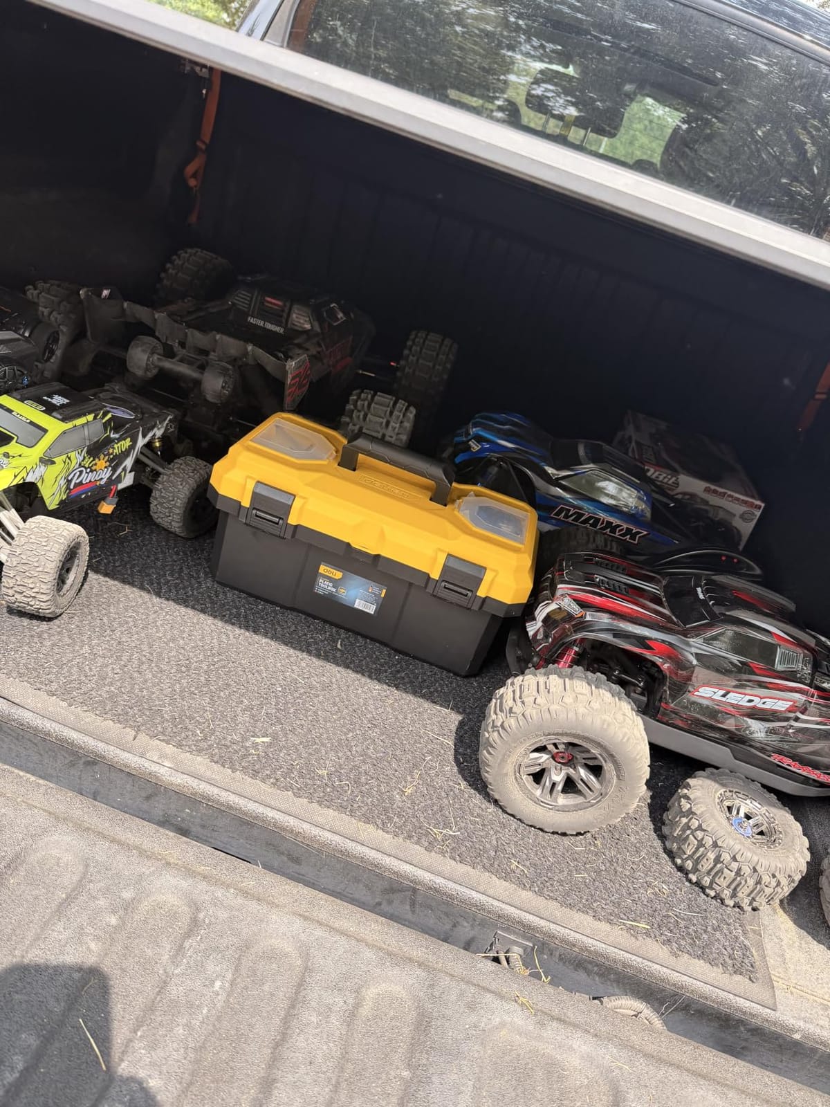 Traxxas Sledge 1/8 Scale 6s Brushless Monster Truck (Blue) customer photo 1