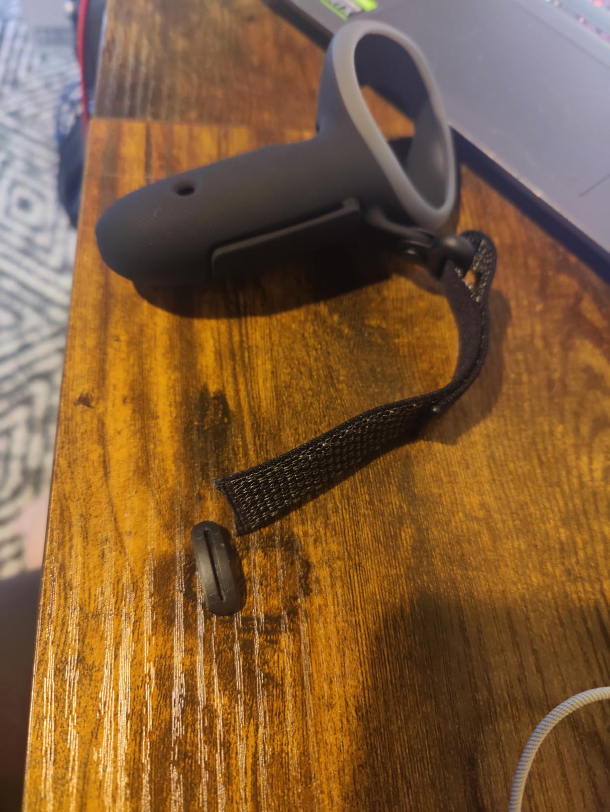 KIWI design Non-Slip Controller Grips with Battery Opening for Quest 3/3S | Upgraded G4 Pro Silicone Protector with Secure Knuckle Strap, Meta Certified Accessory customer photo 1