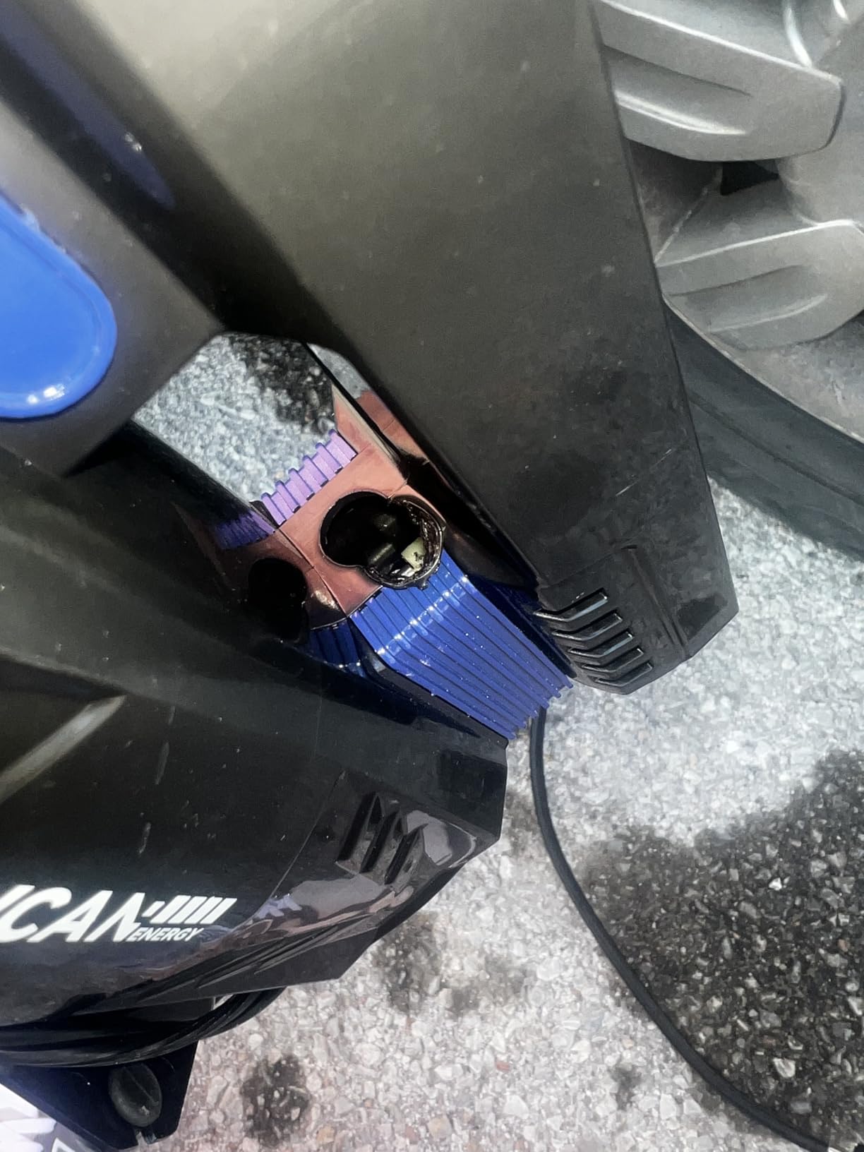 Car Emergency Kit with Portable Air Compressor, Winter Car Safety Roadside Assist Kit, Emergency Car Kit for Cars, Trucks customer photo 1