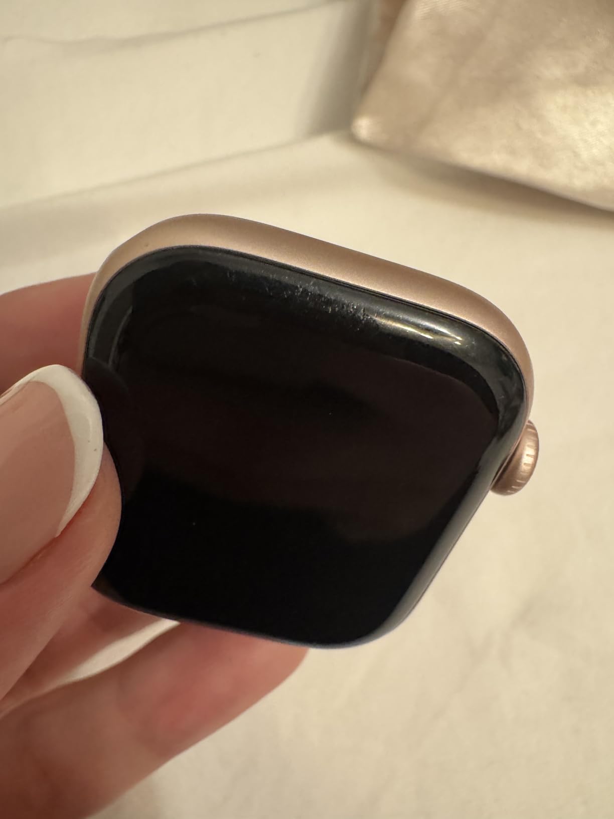 Apple Watch Series 10 [GPS + Cellular 42mm] Rose Gold Aluminum Case with Light Blush Sport Band, S/M (Renewed) customer photo 1