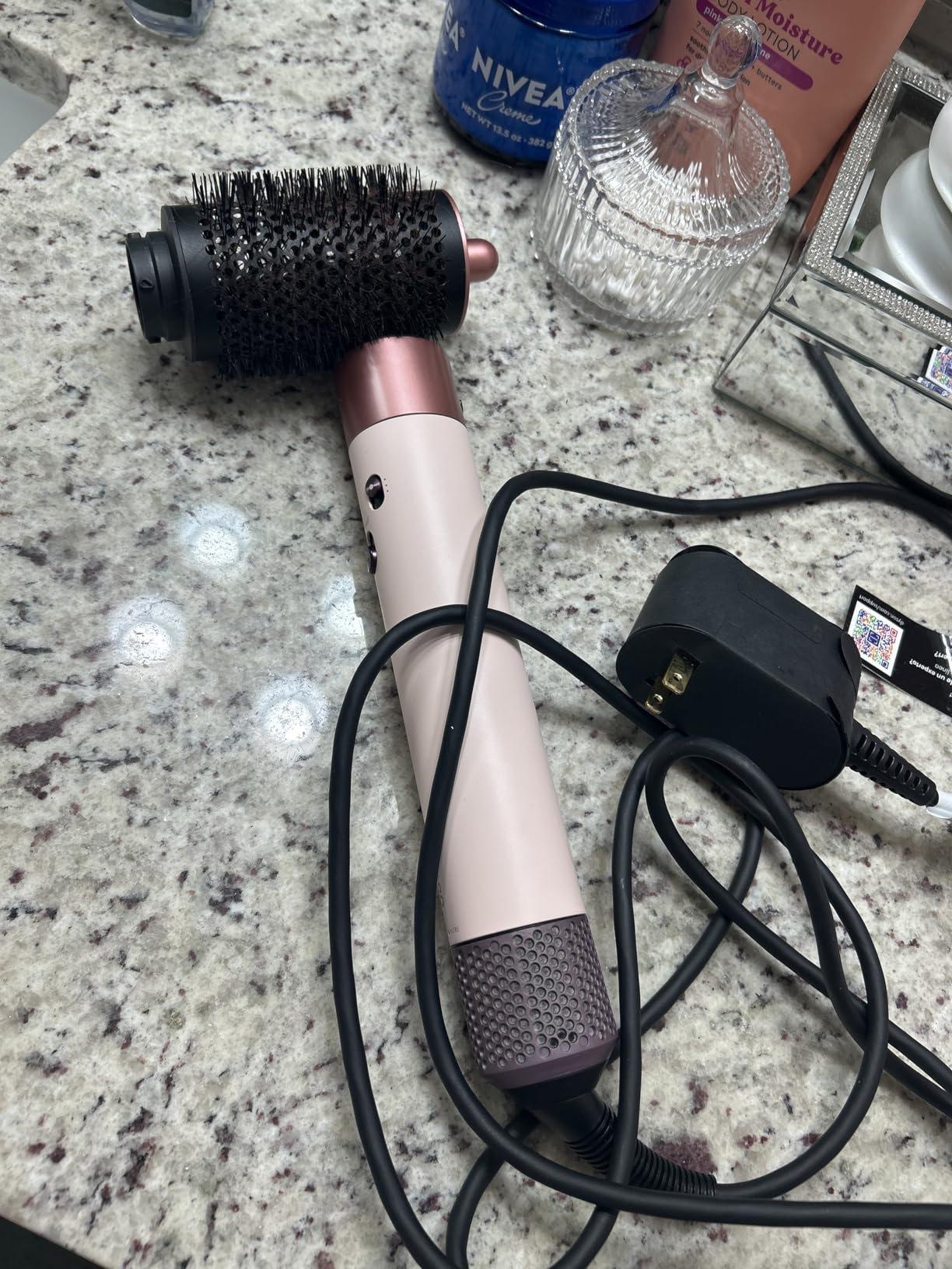 Dyson Airwrap i.d. Multi-Styler, Bluetooth Connected, No Heat Damage, 6-in-1 Versatility customer photo 2