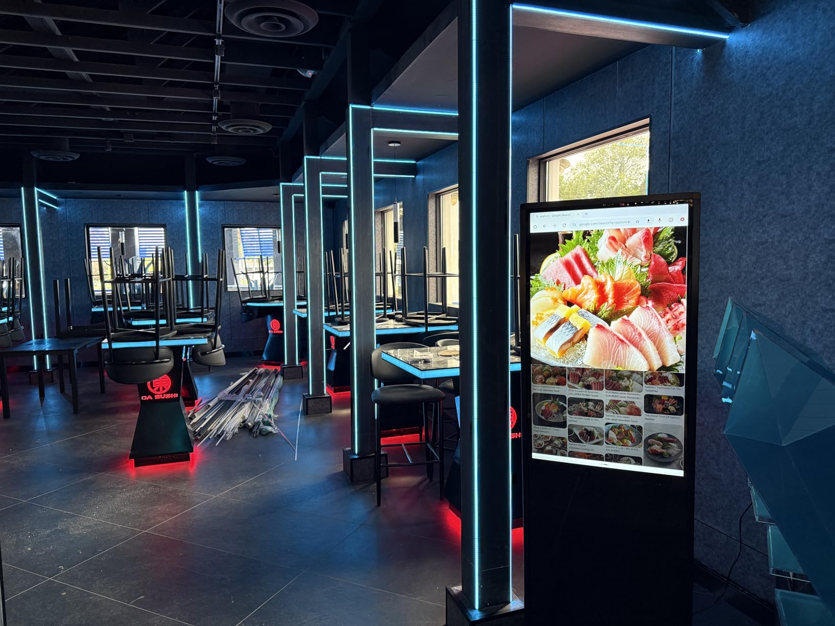 32/43/55/65 Inch Digital Signage Display, LCD Screen Advertising Display Kiosk Interactive Totem Floor Standing Auto AD Player with USB/HDMI/WiFi Android OS (32'' Touch Screen) customer photo 2