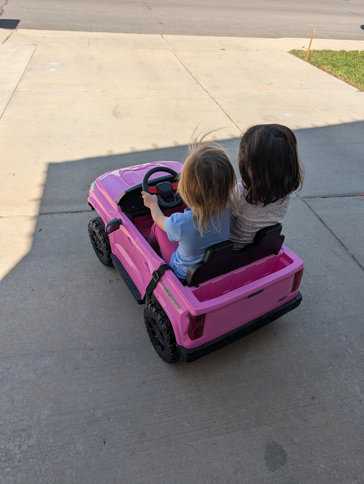Hikiddo 24V 10Ah Ride on Toy for Big Kids, 4x4 2 Seater Electric Kids SUV Car to Drive with Remote Control, 4x200W Motors (Blue) customer photo 2