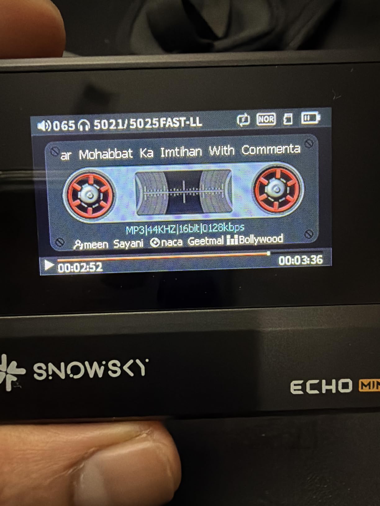 FiiO SnowSky Echo MINI HiFi Bluetooth MP3 Player, 15Hours Playback, Independent Volume Control with 3.5mm/4.4mm Headphones Outputs (Black) customer photo 2