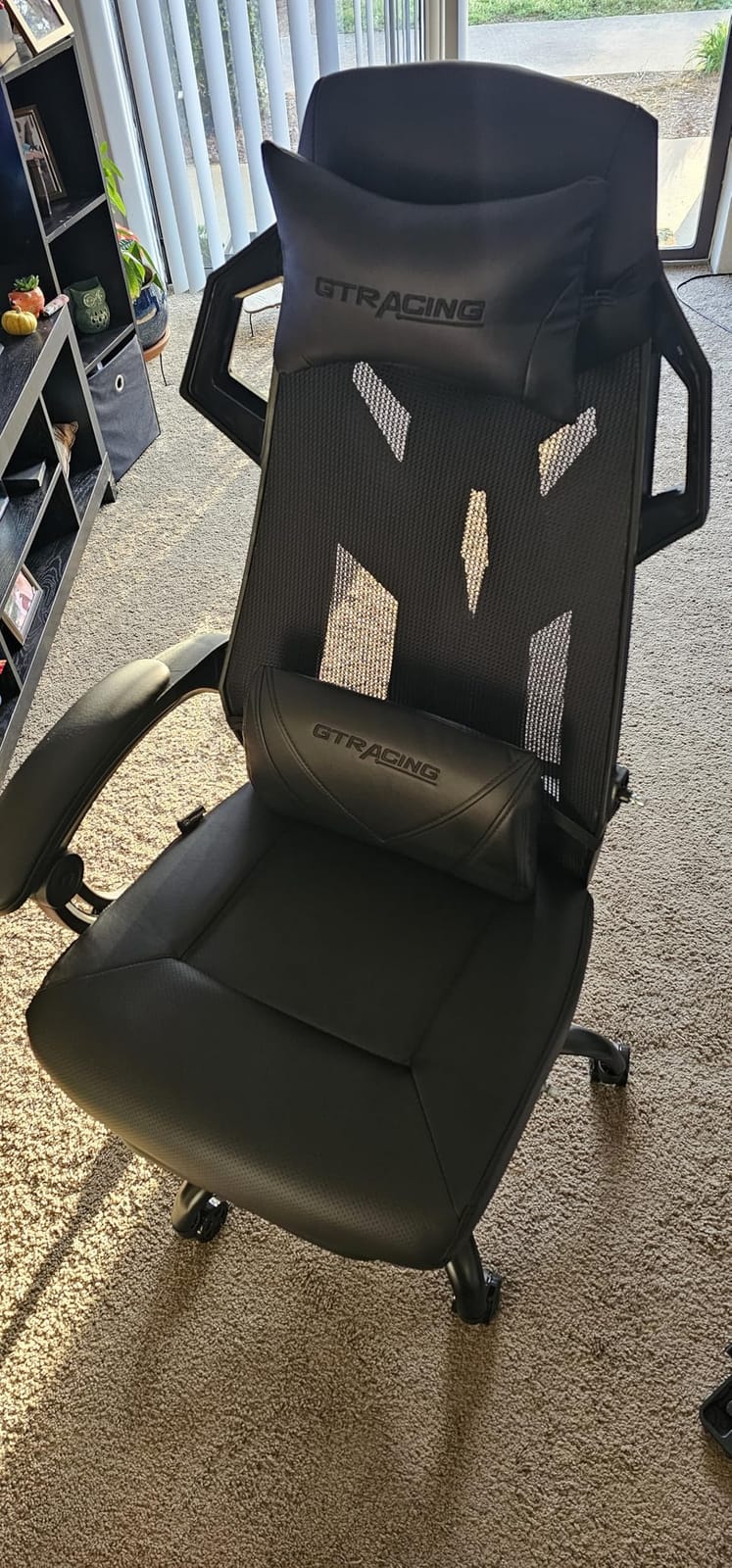 GTPLAYER Gaming Chair, Computer Chair with Mesh Back, Ergonomic Game Chair with Footrest, Reclining Game Chair with Adjustable Headrest and Lumbar Support for Gaming and Office (White) customer photo 1