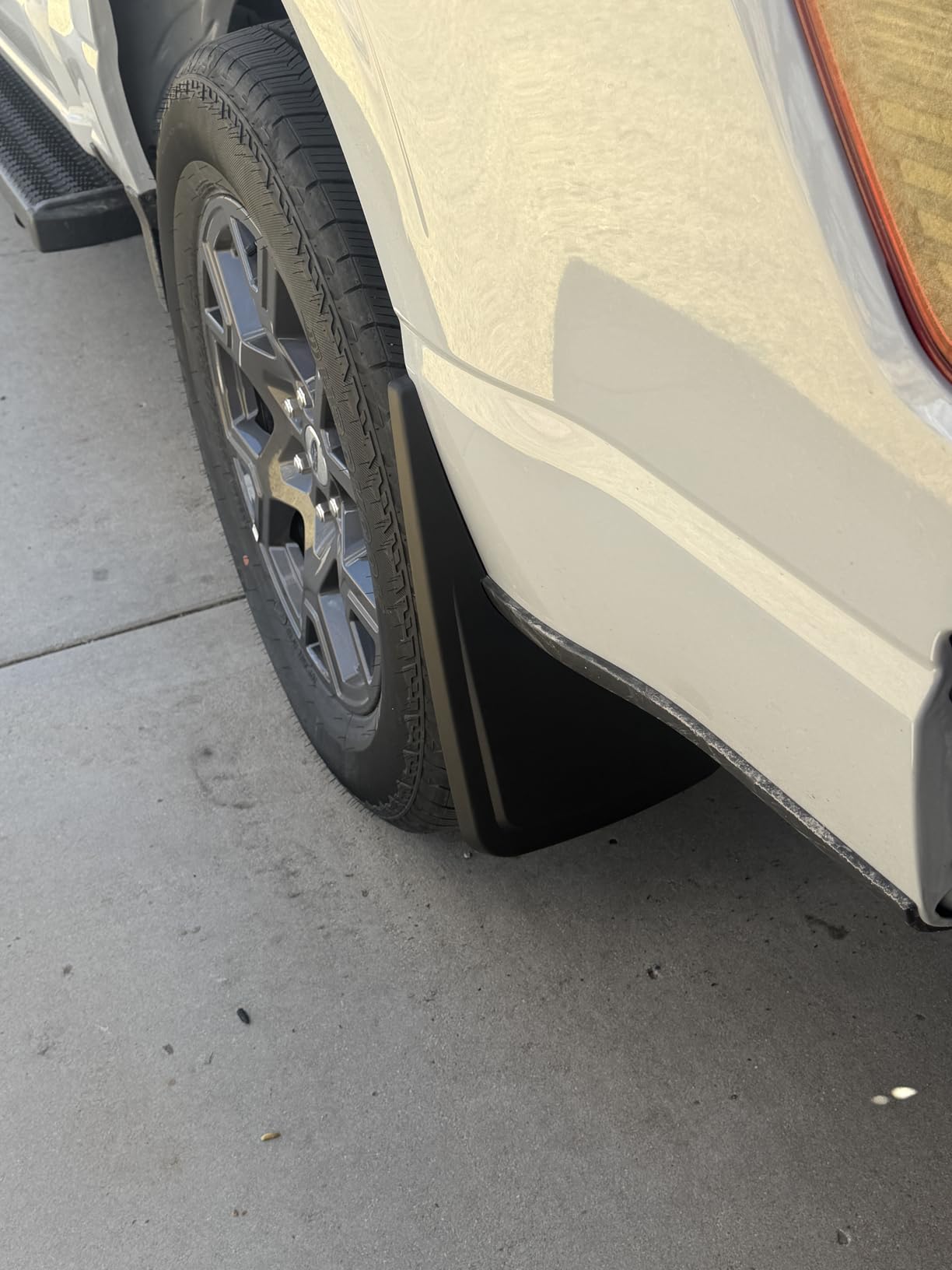 Upgraded Mud Flaps Fit for Ford F150 2026 2025 2024 2023 2022 2021, Mud Flaps for Pickup Trucks Splash Guard Compatible with 2025 Ford F150 Accessories, No Drilling Mud Gards Mudflaps, Set of 4 customer photo 1