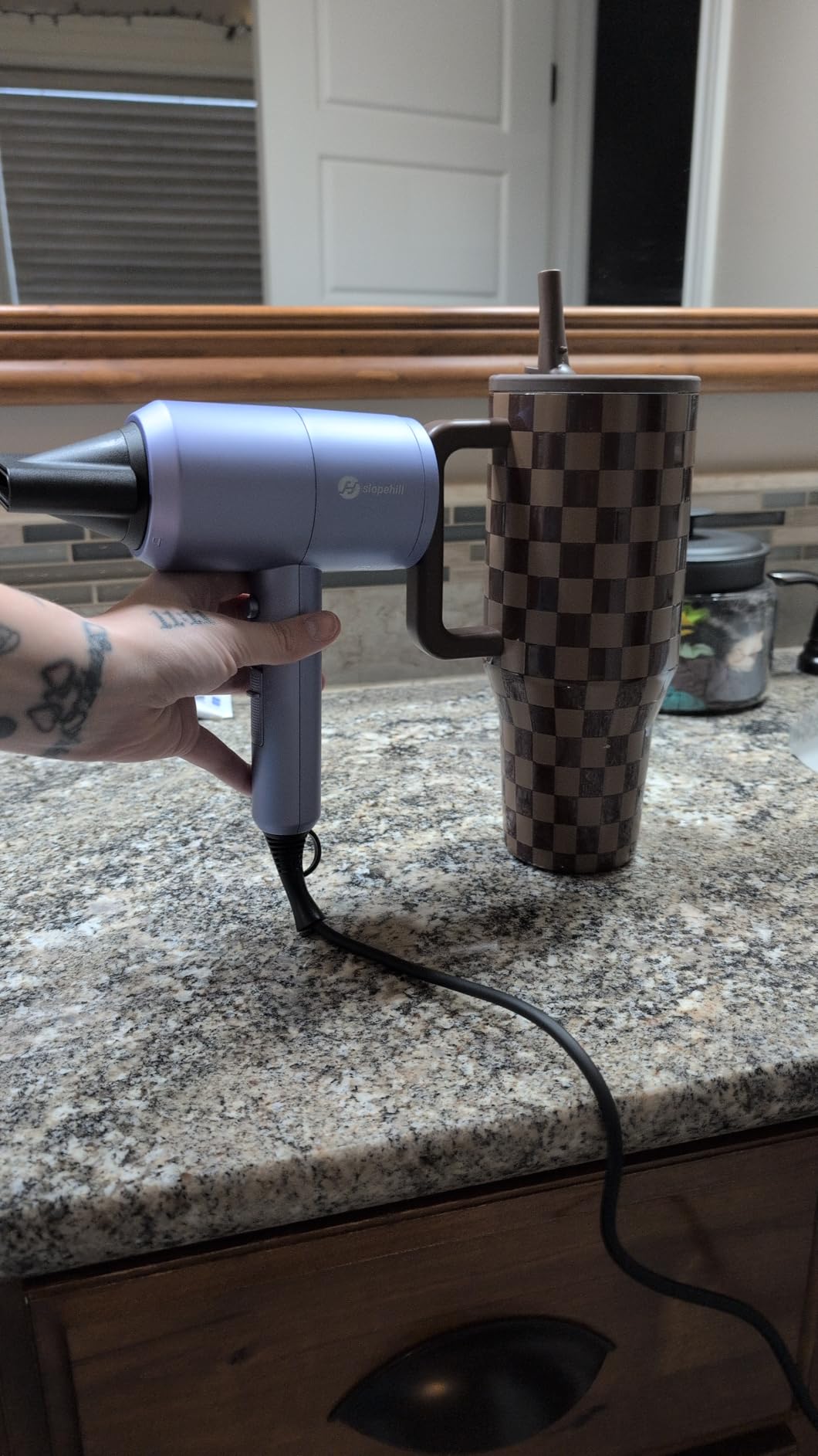 slopehill Professional Ionic Hair Dryer, Lavender | 1800W Fast Drying, Low Noise, 2 Concentrator Nozzles, 1 Diffuser Attachment customer photo 2