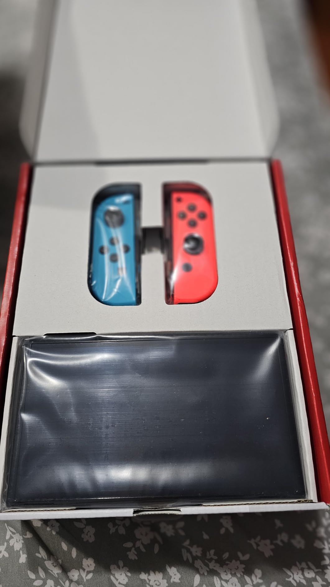 Nintendo Switch (OLED model) with Neon Blue and Neon Red Joy-Con and Extra 32GB Micro SD Card - Global Version customer photo 1