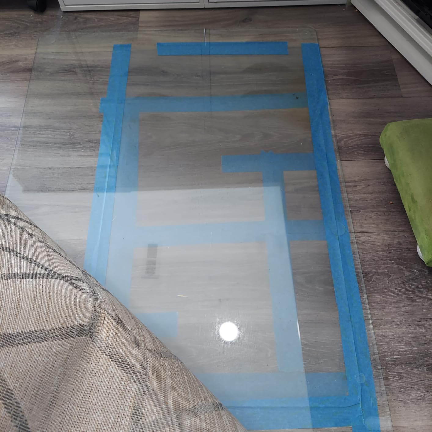 Koonmi Tempered Glass Chair Mat 46