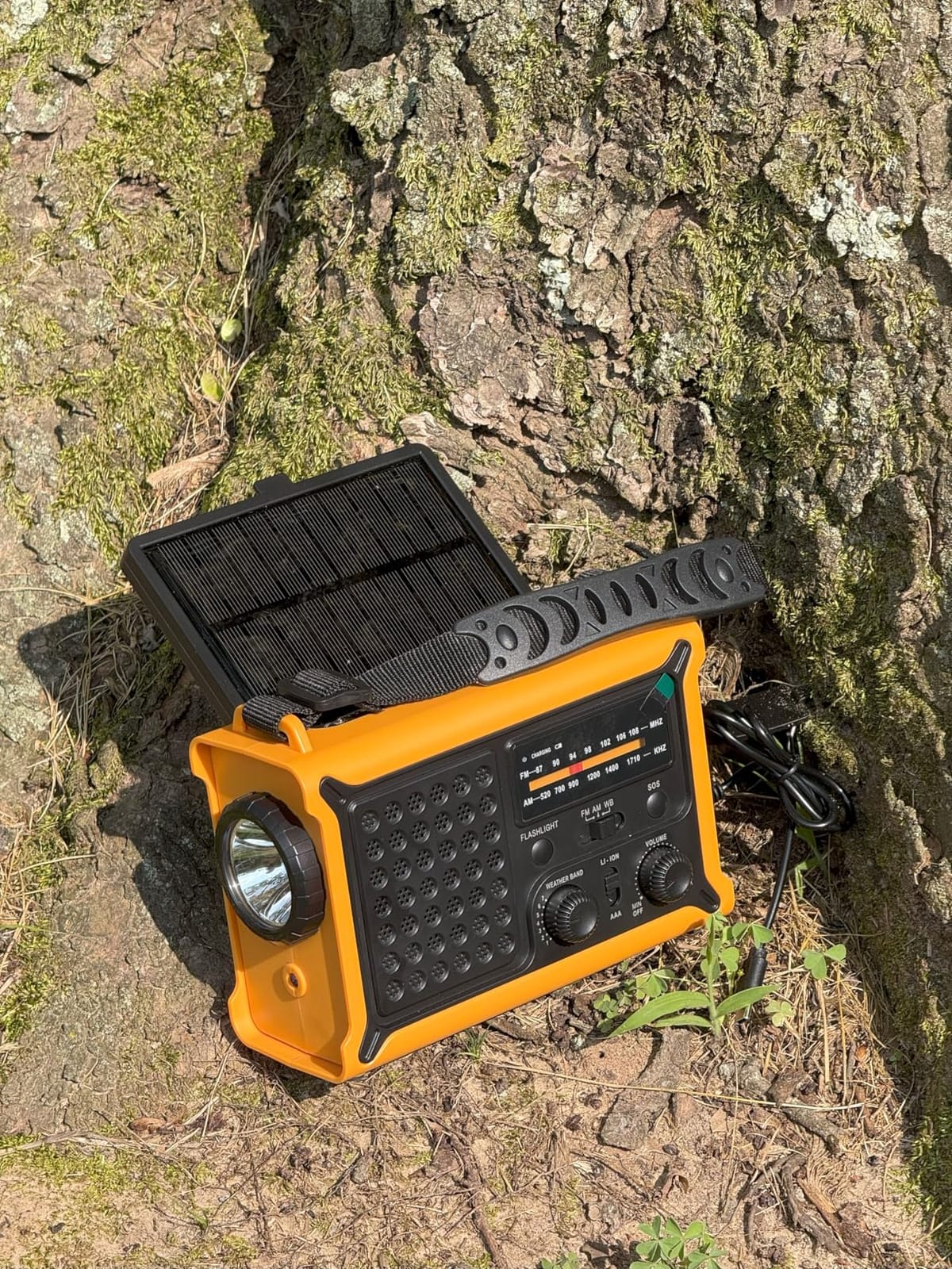 Emergency Weather Radio with Large Solar Panel, Efficient Hand Crank | 12000mAh Battery, AM/FM/NOAA Bands, LED Flashlight, Reading Lamp, SOS Alarm & Phone Charger for Camping, Blackout, Survival customer photo 2