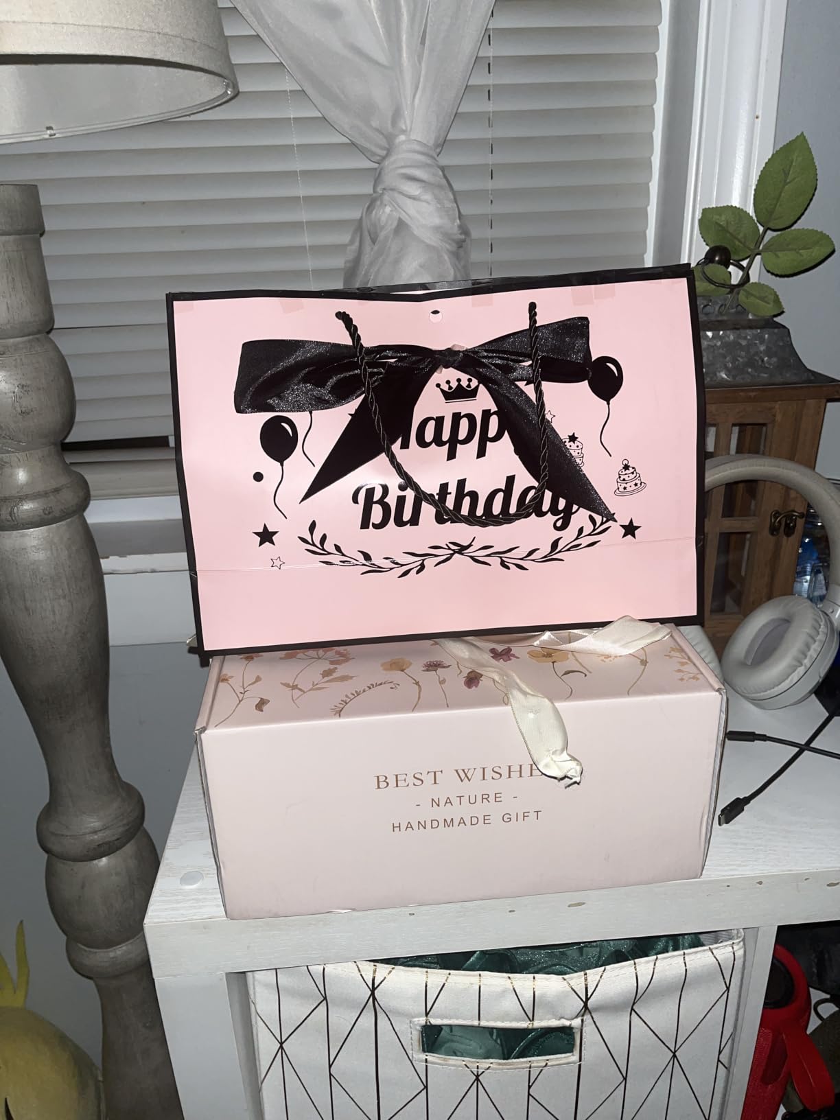 Birthday Gifts for Women, Get Well Soon Self Care Package Box, Sending Hug Baskets Thinking of You Inspirational Gift for New Mom Best Friend Birthday (Ivory) customer photo 1
