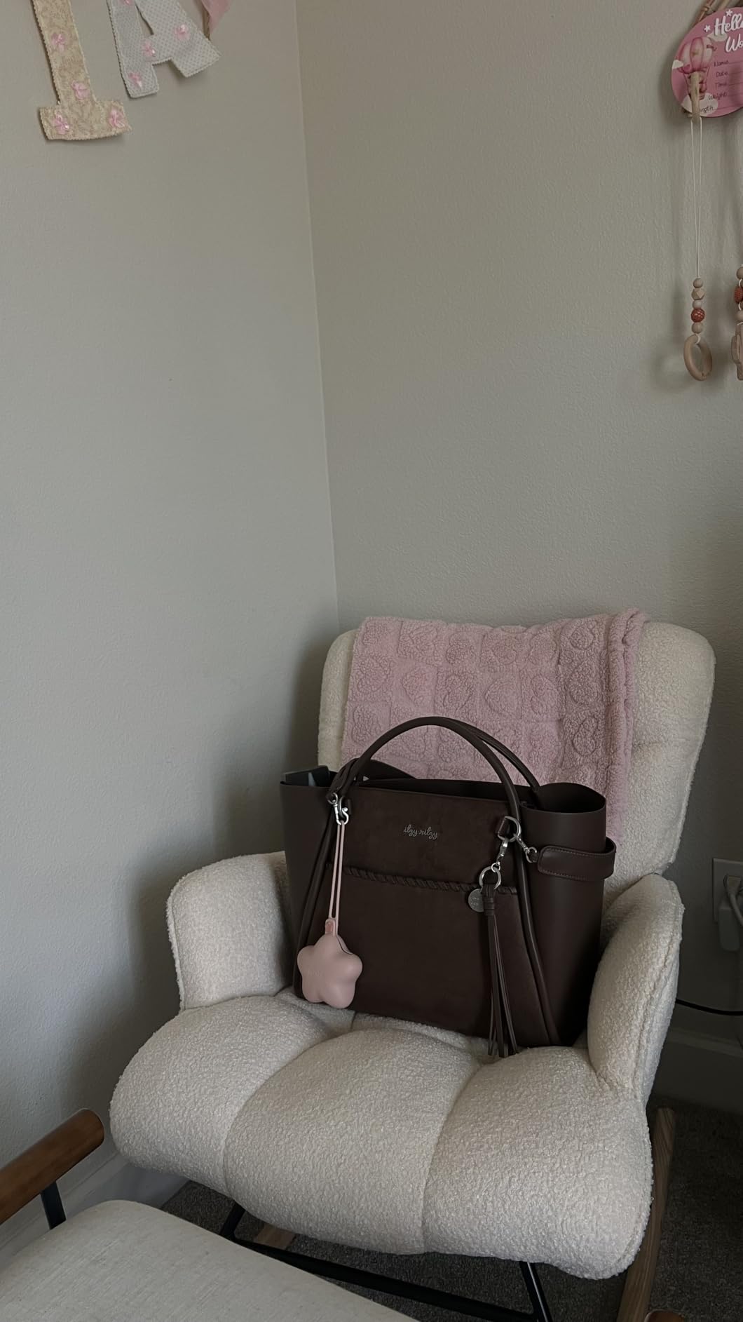 Itzy Ritzy Boss Tote Diaper Bag, Vegan Leather with Changing Pad | Includes Stroller Straps, 4 Pockets, Removable Tassel & Spacious Interior for Stylish Organization of Baby Essentials & More customer photo 2