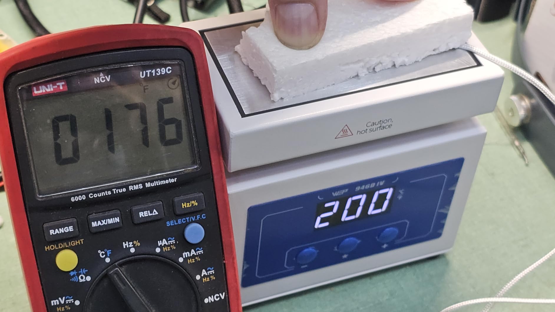 WEP 946D IV 100x50mm Small LED Soldering Hot Plate for SMD BGA Smartphone Microcomputer Rework Reflow, 210W Preheater Station with °C/°F Digital Temperature Control customer photo 2