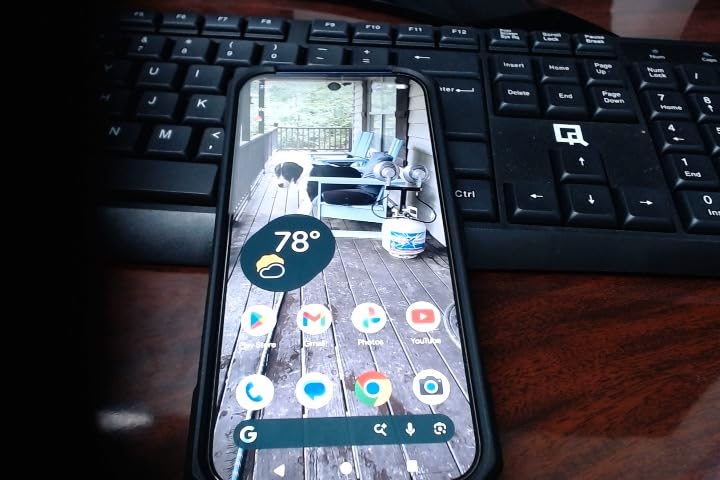 Google Pixel 10 - Unlocked Smartphone with Gemini - Frost - 128 GB | Android phone, advanced triple rear camera, 20x zoom, fast-charging 24+ hour battery, 6.3