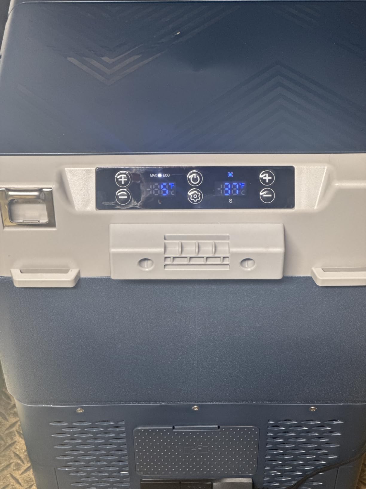 Feelfunn 12 Volt Refrigerator Car Fridge 50QT Dual Zone Electric Cooler | -4°F~68°F Car Refrigerator 12V Cooler, 15-Min Fast Cooling, 12/24V DC 100-240V AC Portable Freezer for Travel Camping RV Home customer photo 2