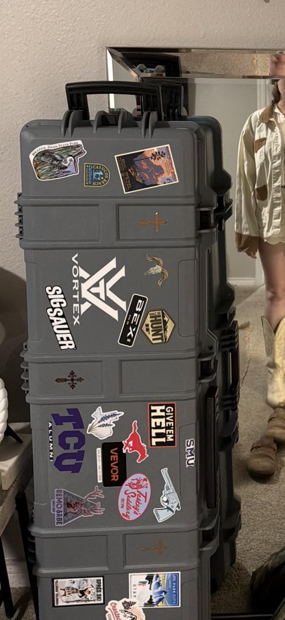 VEVOR Rifle Case, Rifle Hard Case with 4 Layers Fully-protective Foams, Lockable Hard Gun Case with Wheels, IP67 Waterproof & Crushproof customer photo 2