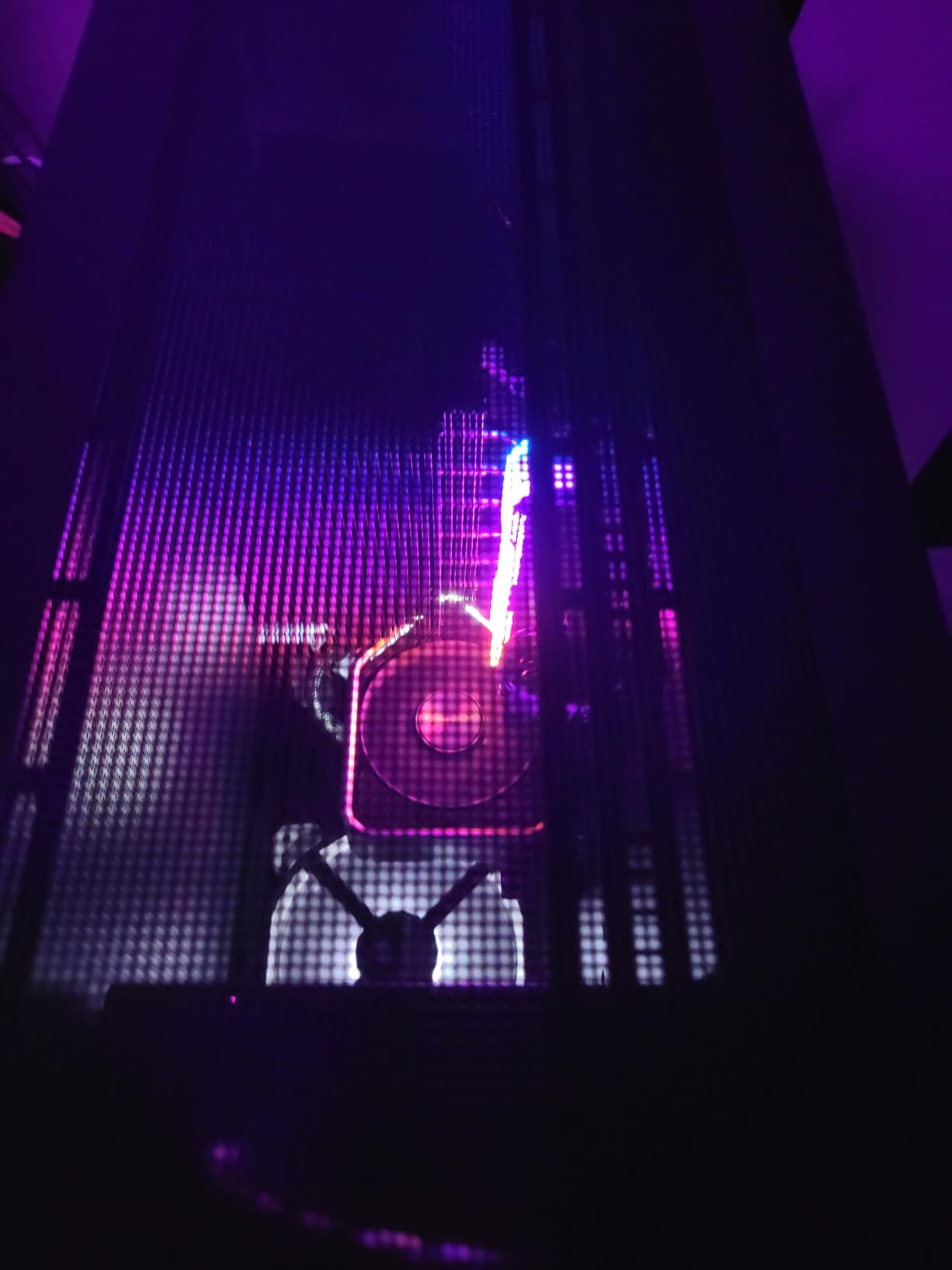ASUS Prime AP303 ATX PC Case, Mesh Panel Design, Pre-Installed Fan, GPU Support up to 360mm, 360mm Radiator Support, 180mm ATX PSU, 20Gbps USB Type-C, 2 Year Warranty customer photo 2