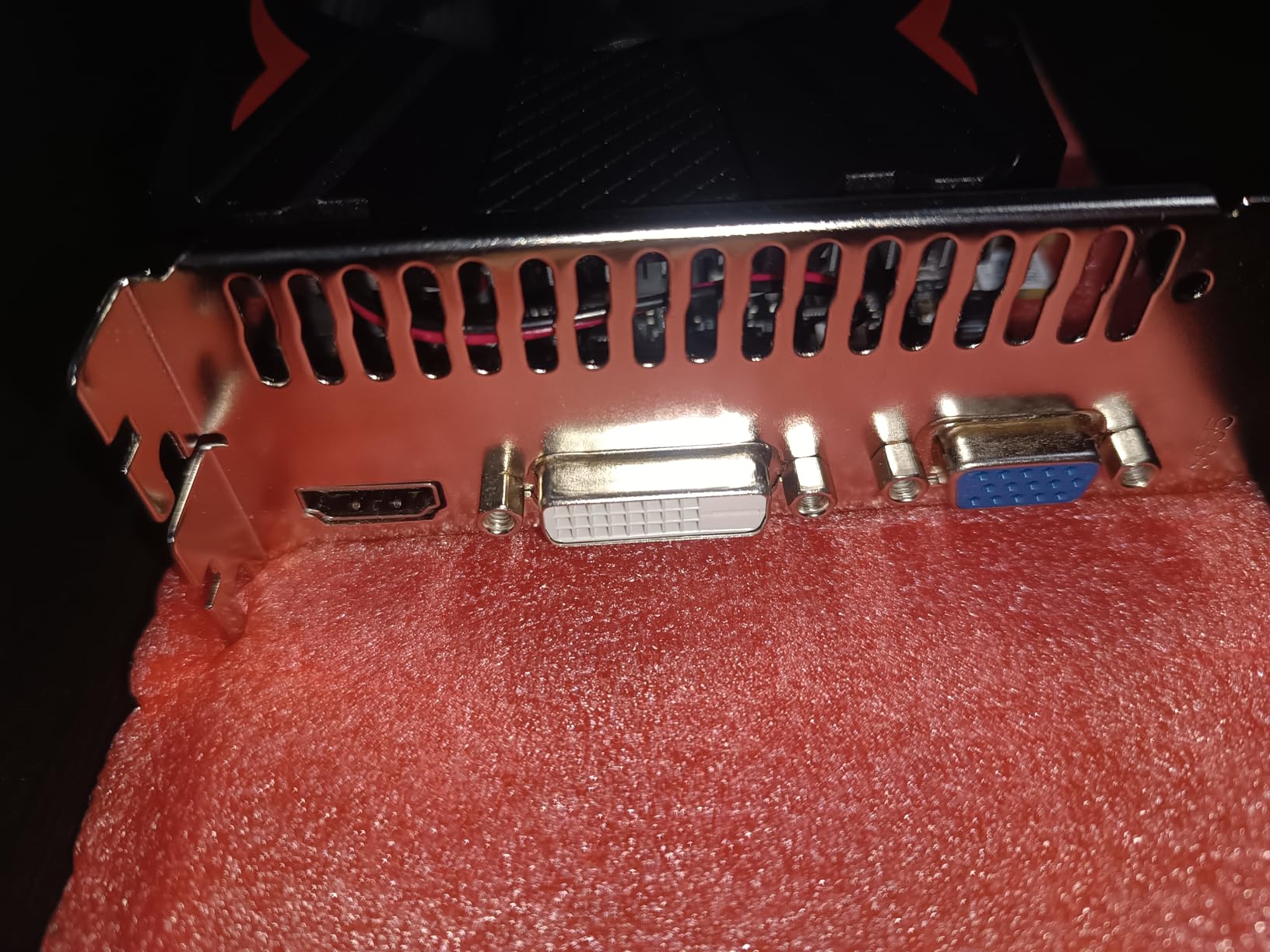 GPVHOSO GTX 750Ti 4GB GDDR5 128bit DirectX 12 640SP Gaming Graphics Card, PCI Express 3.0 x16, HDMI, DVI-D, VGA, Dual Fan customer photo 1