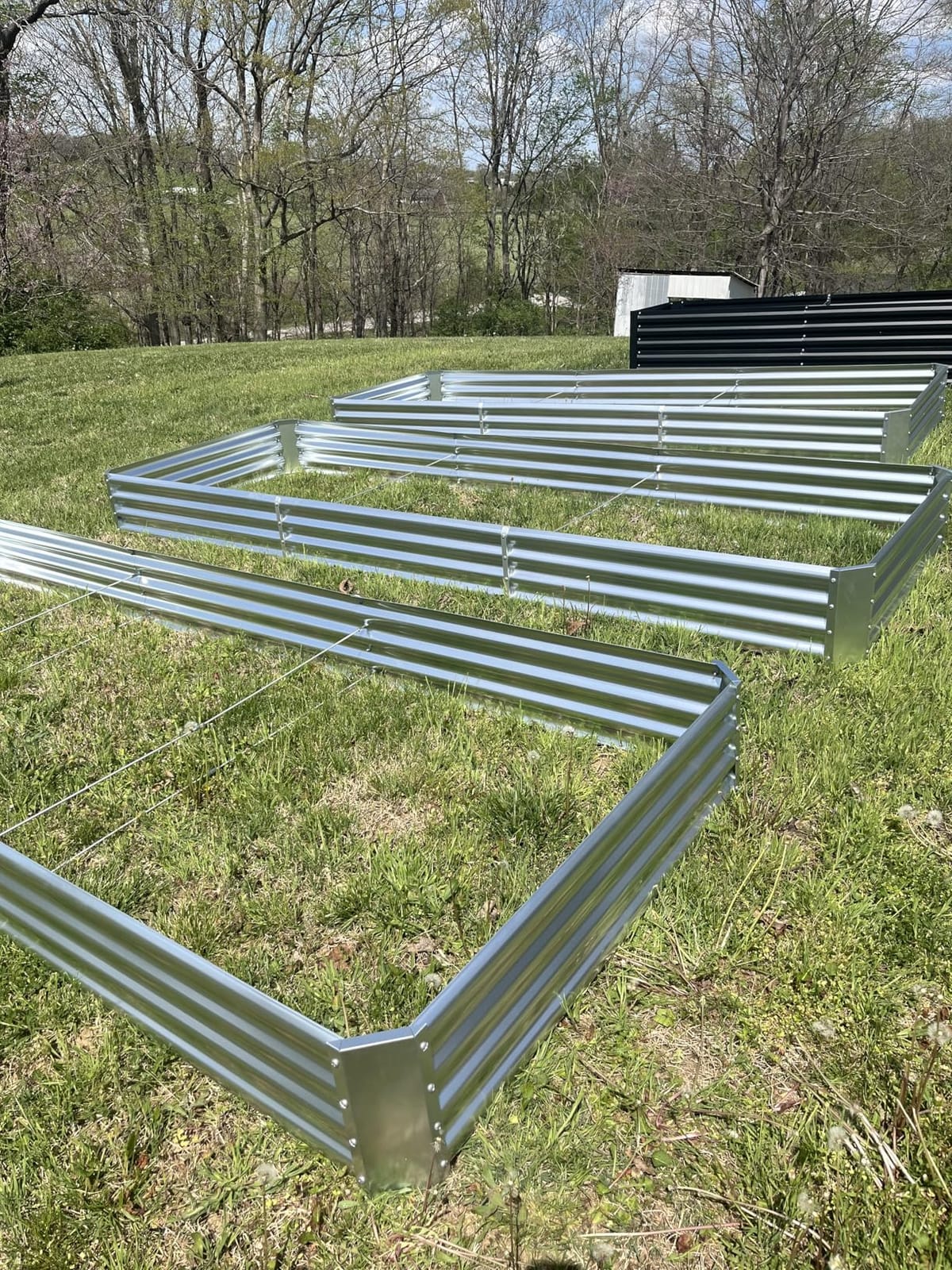 Land Guard 3 Pack 8x4x1ft Galvanized Metal Raised Garden Bed, Metal Planter Kit Box Outdoor for Deep-Rooted Vegetables, Flowers, Green and Herbs, Silver customer photo 1
