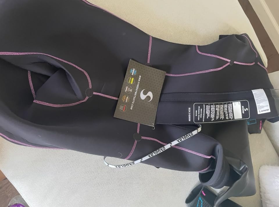 Synergy Triathlon Wetsuit - Women Volution 3/2mm Full Sleeve for Open Water Swimming customer photo 1