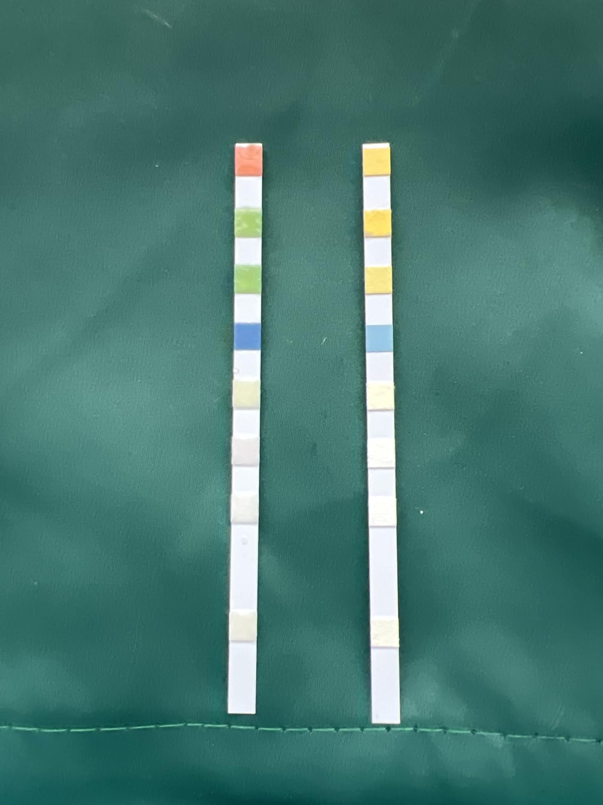 175-Count 8-Way Aquarium Test Strips with Ammonia | Accurate Test Ammonia, pH, Total Alkalinity, Carbonate, Hardness, Free Chlorine, Nitrate and Nitrite for Fish Tanks & Ponds customer photo 2