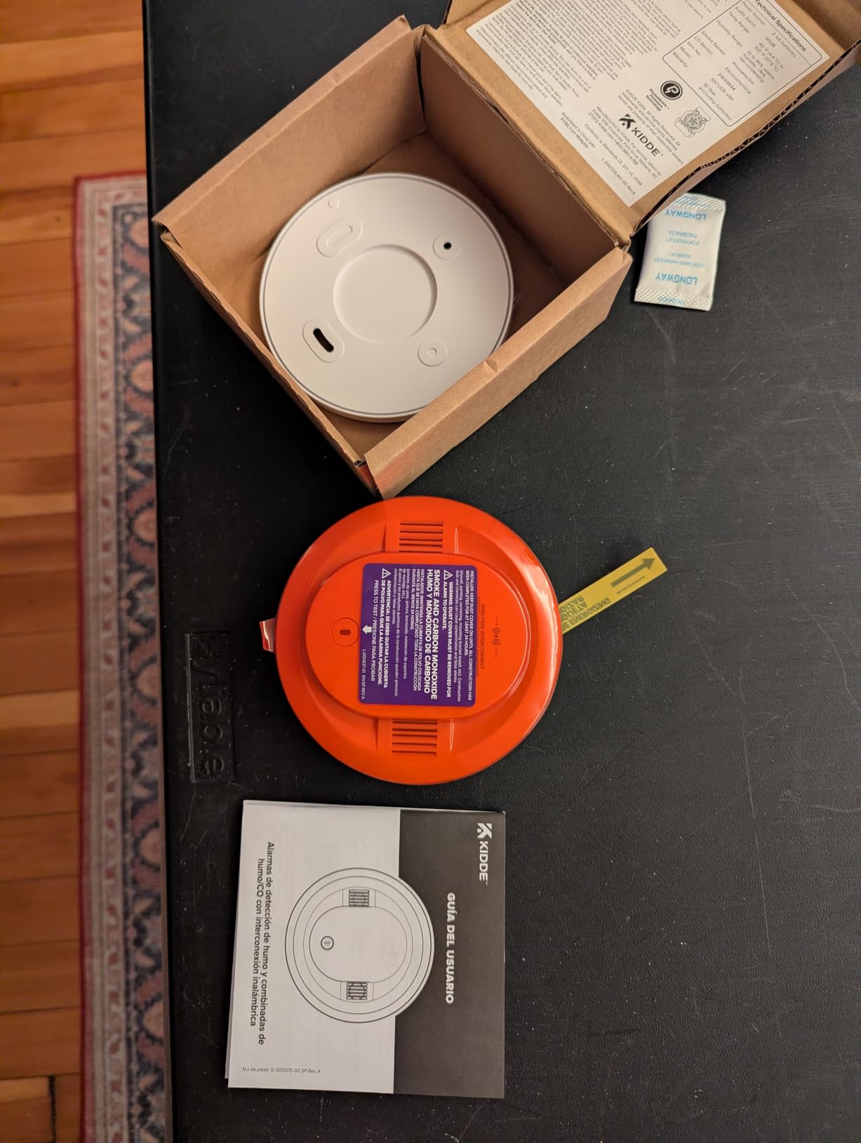 Kidde Smoke & Carbon Monoxide Detector, AA Battery-Powered, 30CUDR-VRF | Wireless Interconnect Capability with Voice Alerts, LED Status Lights, and Loud 85dB Alarm, Ideal for Homes and Apartments customer photo 2