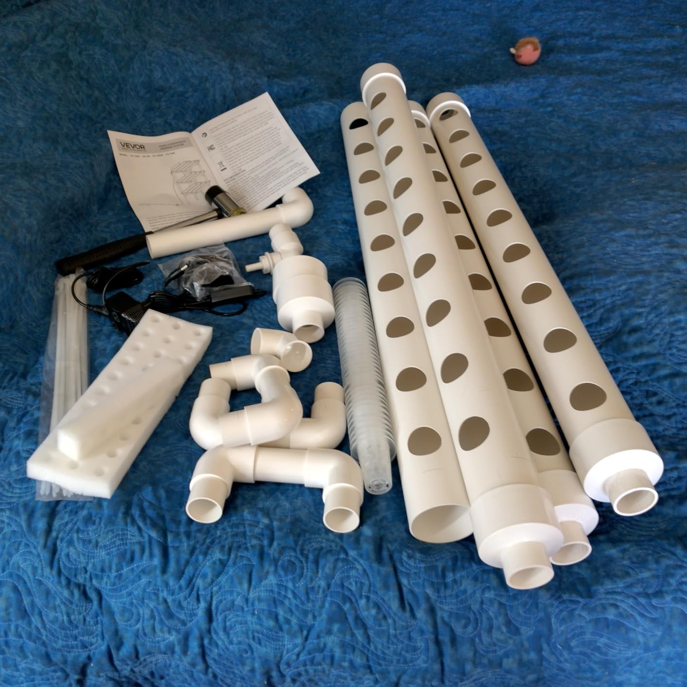 VEVOR Hydroponics Growing System Kit, 3-Tier 108 Sites UPVC Pipe Hydroponic Grow Kit with Timed Irrigation, Sun & Light Blocking Pipes, Indoor Home Garden Vegetable Planting Grow Kits for Fruit Herb customer photo 1