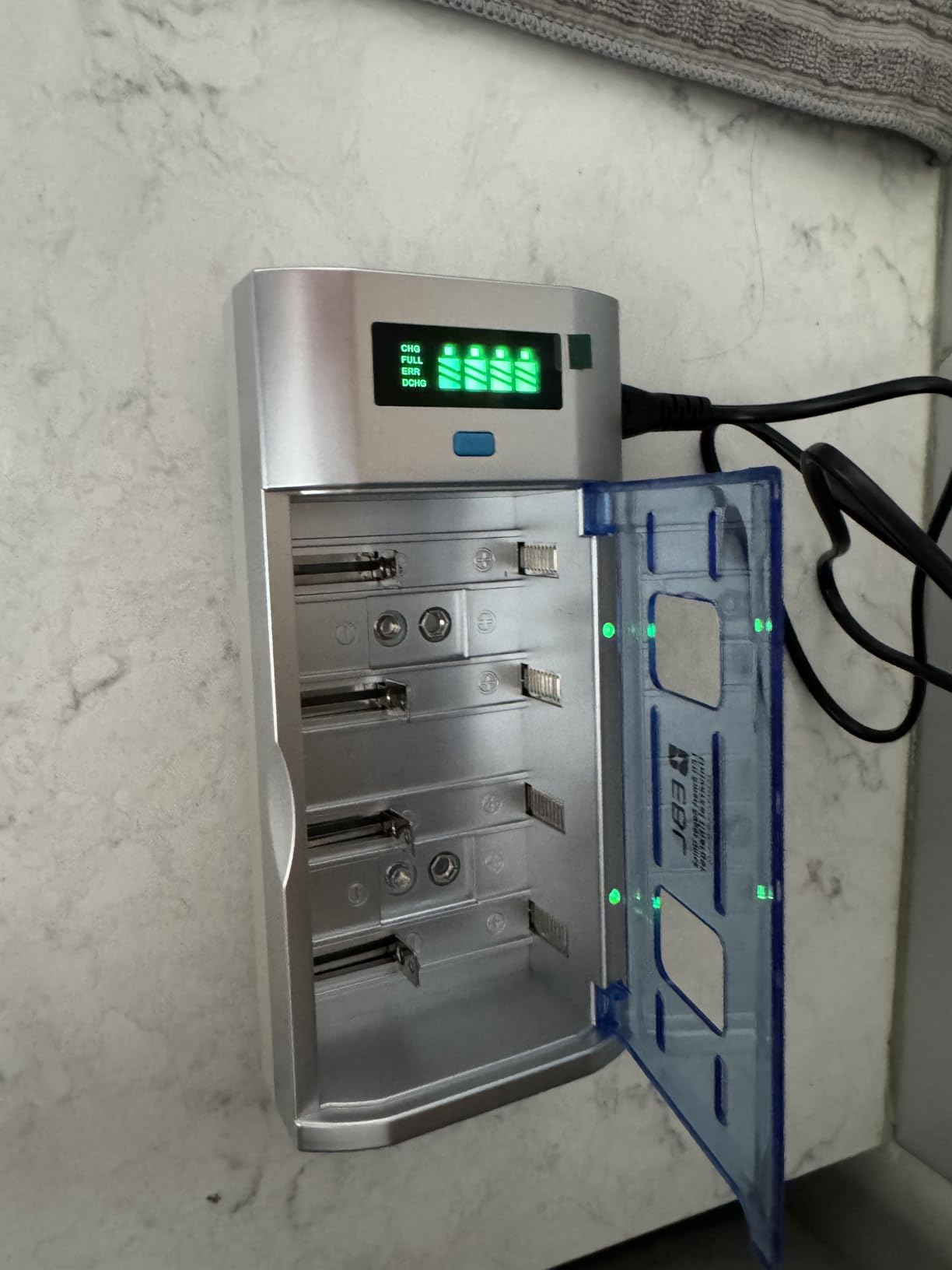EBL Universal Smart Battery Charger with Discharge Function - Multi-Bay Rapid Charger for C D AA AAA 9V Ni-MH Ni-CD Batteries, LCD Display customer photo 2