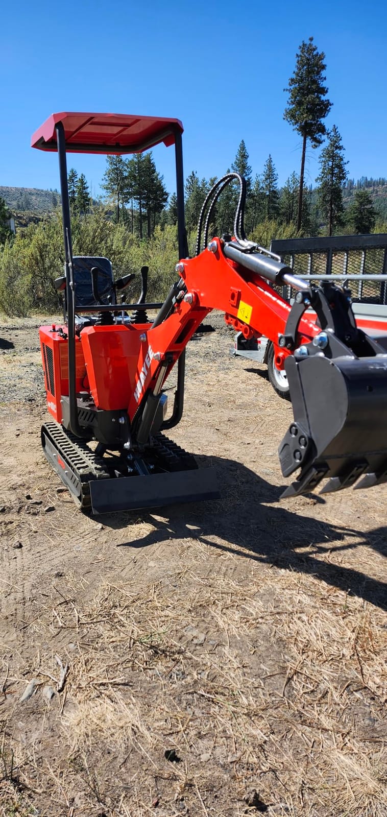 1.2 Ton Mini Excavator with 8in Earth Auger, 4 Attachments & Canopy customer photo 2