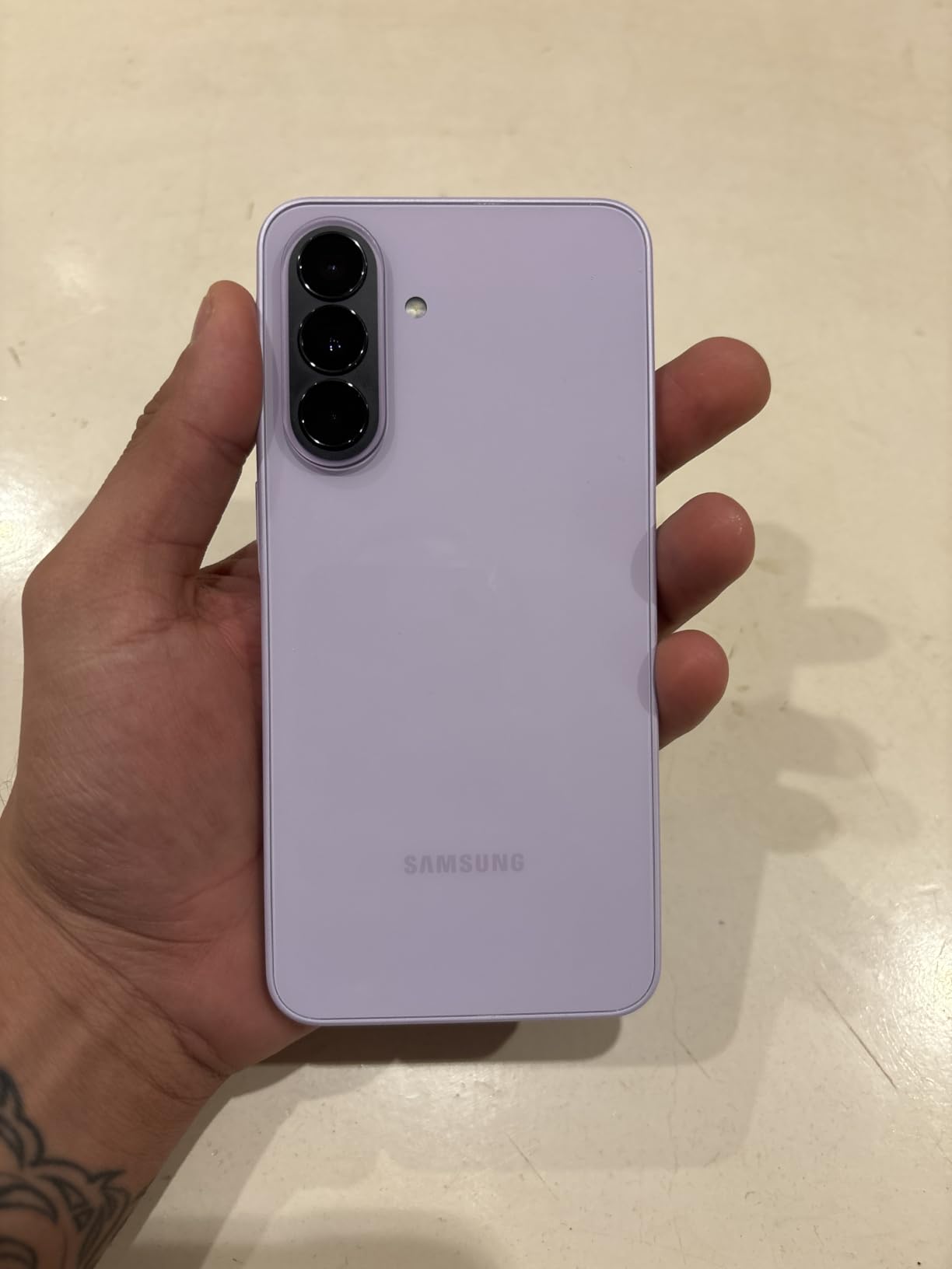 Samsung Galaxy A37 5G (2026), Unlocked Android Smartphone, 256GB, AMOLED Display, Triple Camera, IP68, Slim Phone, 5000mAh Battery, US Version, US 1 Yr Warranty, Awesome White customer photo 1