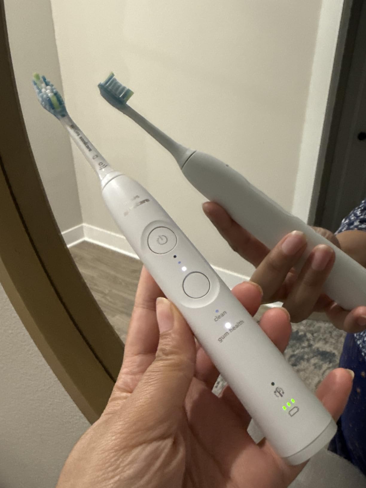Philips Sonicare 5950 Rechargeable Electric Toothbrush, 2 Brush Heads, Navy | 1000% More Plaque Removal, Pressure Sensor, 6 Brush Settings, 21-Day Battery, Includes Travel Case, HX7133/03 customer photo 2