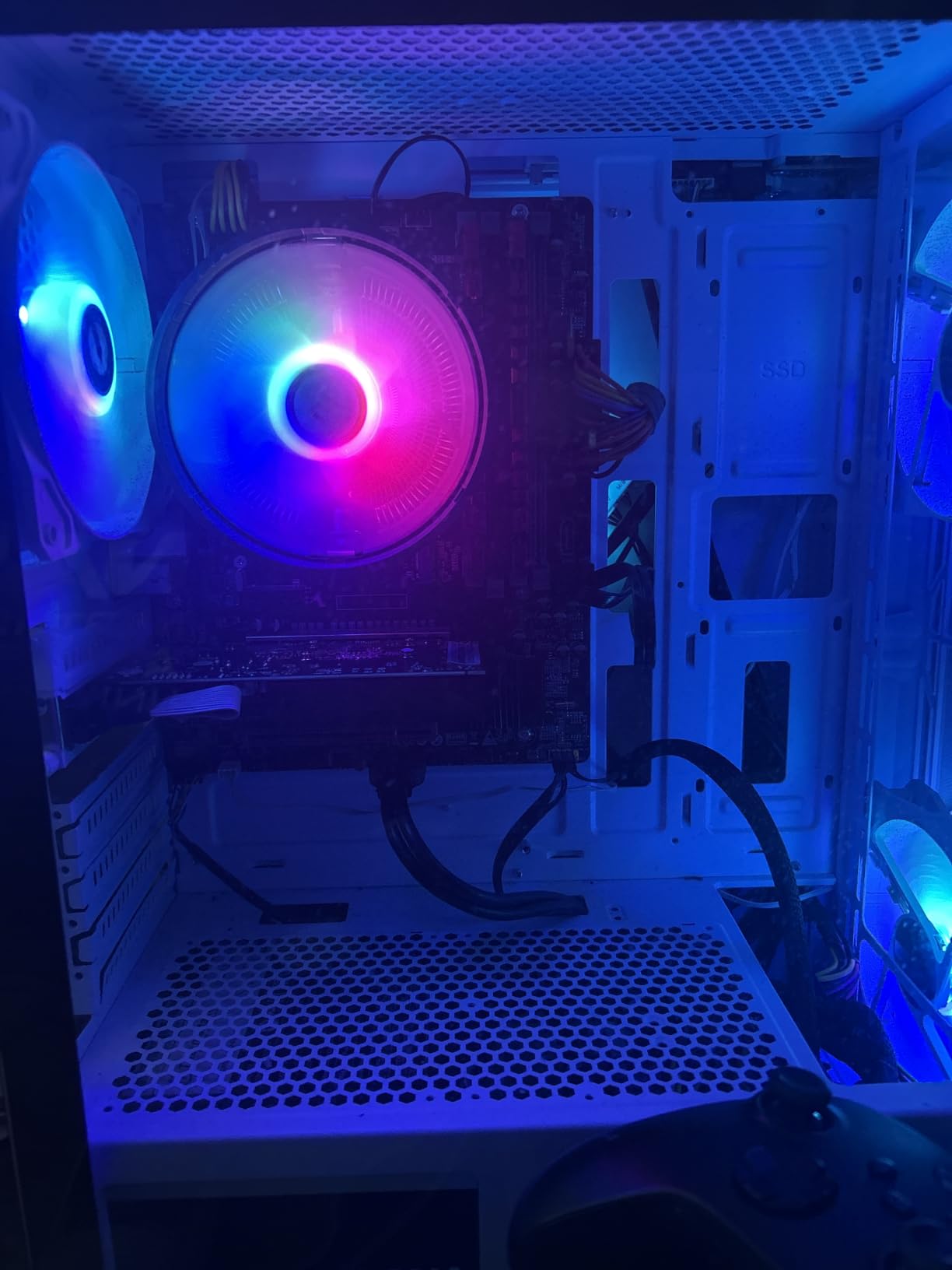 MICRO CENTER AMD 5500 Processor with ASRock B550 Phantom Gam4 Motherboard | CPU Motherboard Combo, AM4, DDR4, M.2, 6 x SATA3 6.0 Gb/s, WiFi, Bluetooth, ATX, Windows 10/ 11 64-bit Support customer photo 2