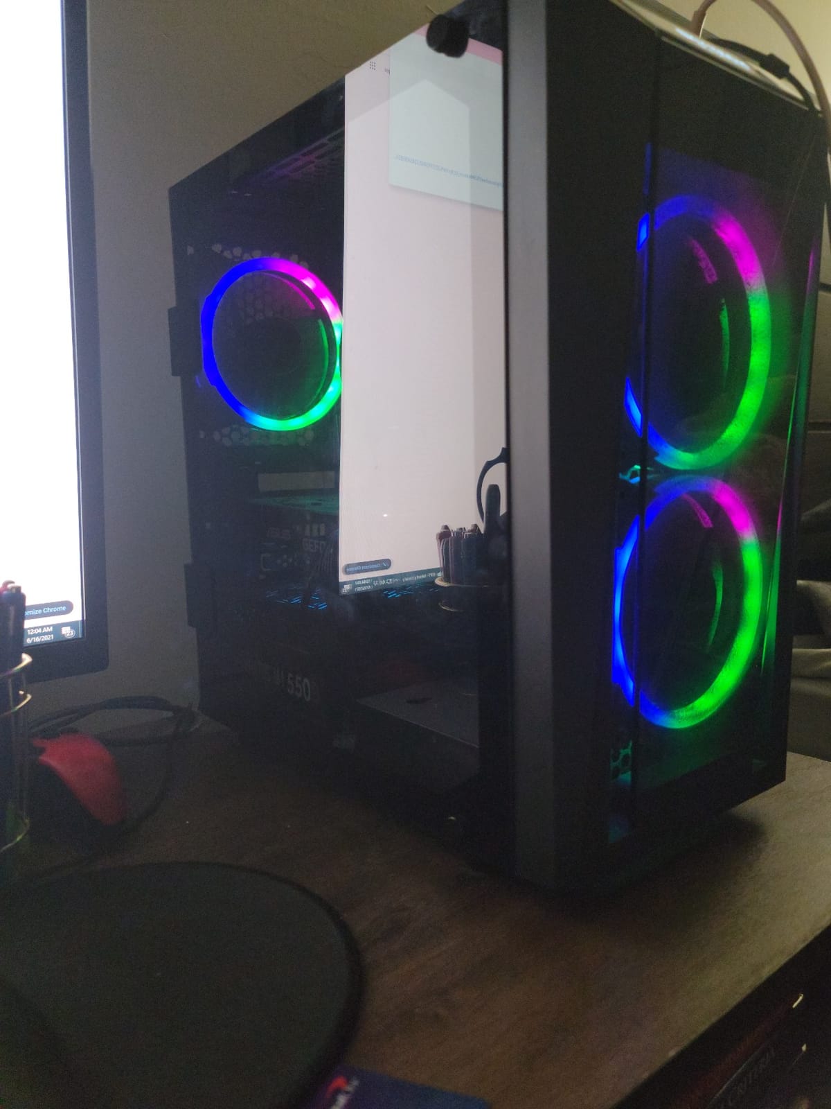 Skytech Gaming Shadow 5 Gaming PC, Ryzen 7 9700X, RTX 5060 customer photo 2
