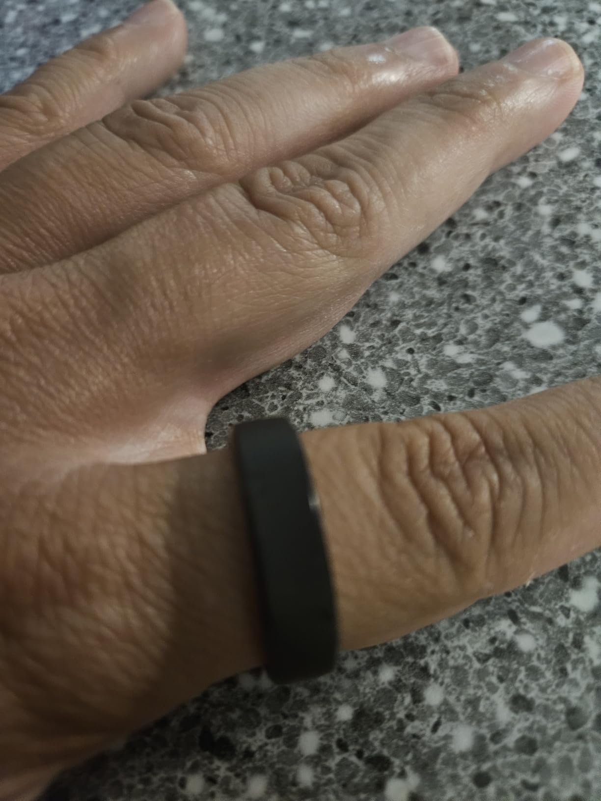 Gen 3 Smart Ring - Vascular Trends (Size 10, Matte Black) | No App Subscription, Vibration Alerts, Sleep, Fitness & Heart Rate, 14-Day Battery Life, Size Before You Buy customer photo 1