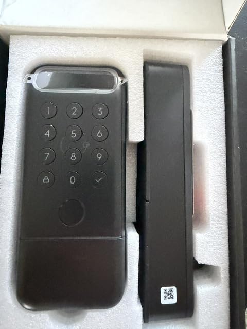 SwitchBot Lock Vision Pro Smart Lock, 3D Face Recognition + Palm Vein + Fingerprint, Keyless Entry Deadbolt for Front Door, 12-Month Battery, WiFi No Hub, Auto-Lock, Matter, Apple Home, Alexa, Google customer photo 2