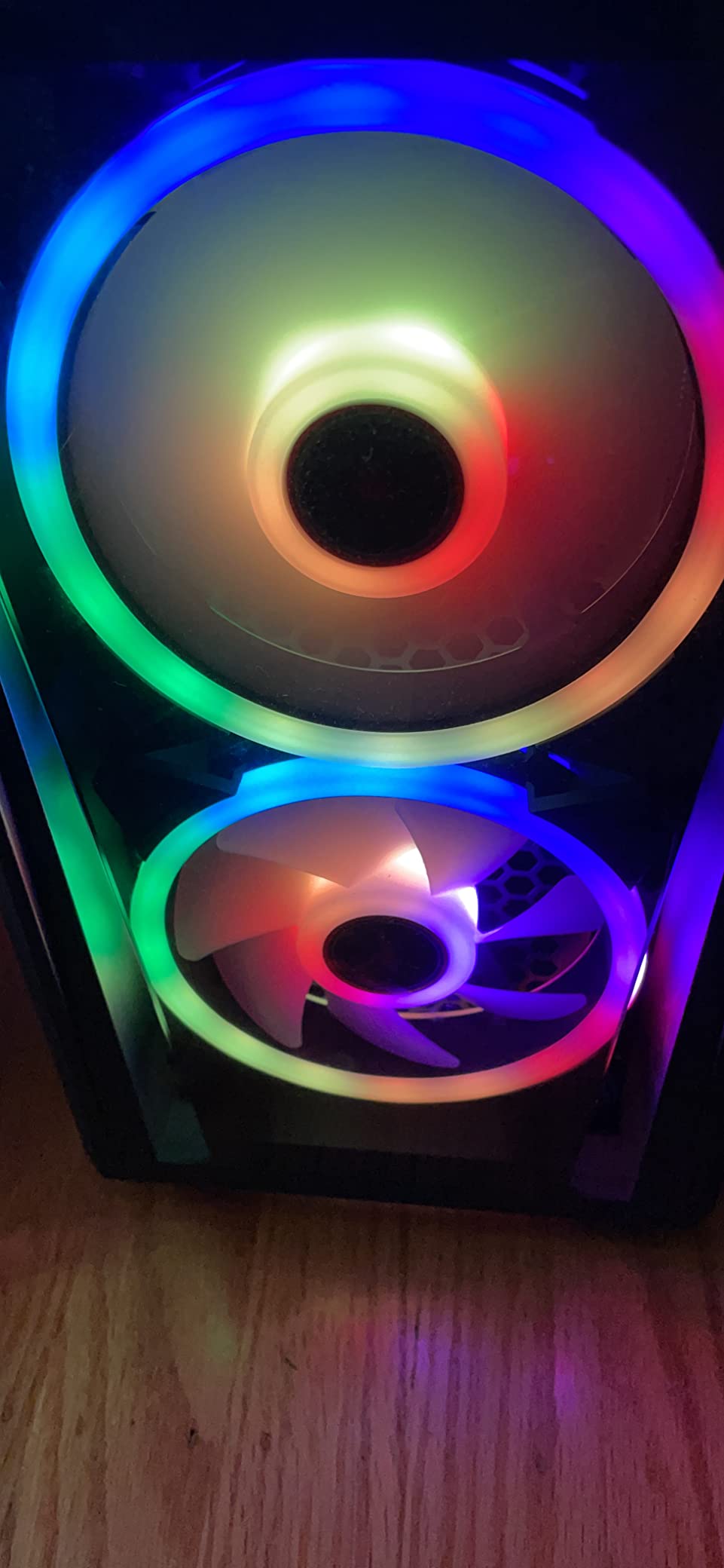 PC Azure 3, Ryzen 7, RTX 5060, 16GB RAM, 1TB SSD | Windows 11, AMD 5700, NVIDIA 5060, NVMe SSD, DDR4 3200, 650W GOLD PSU, Wi-Fi 5, Desktop customer photo 2