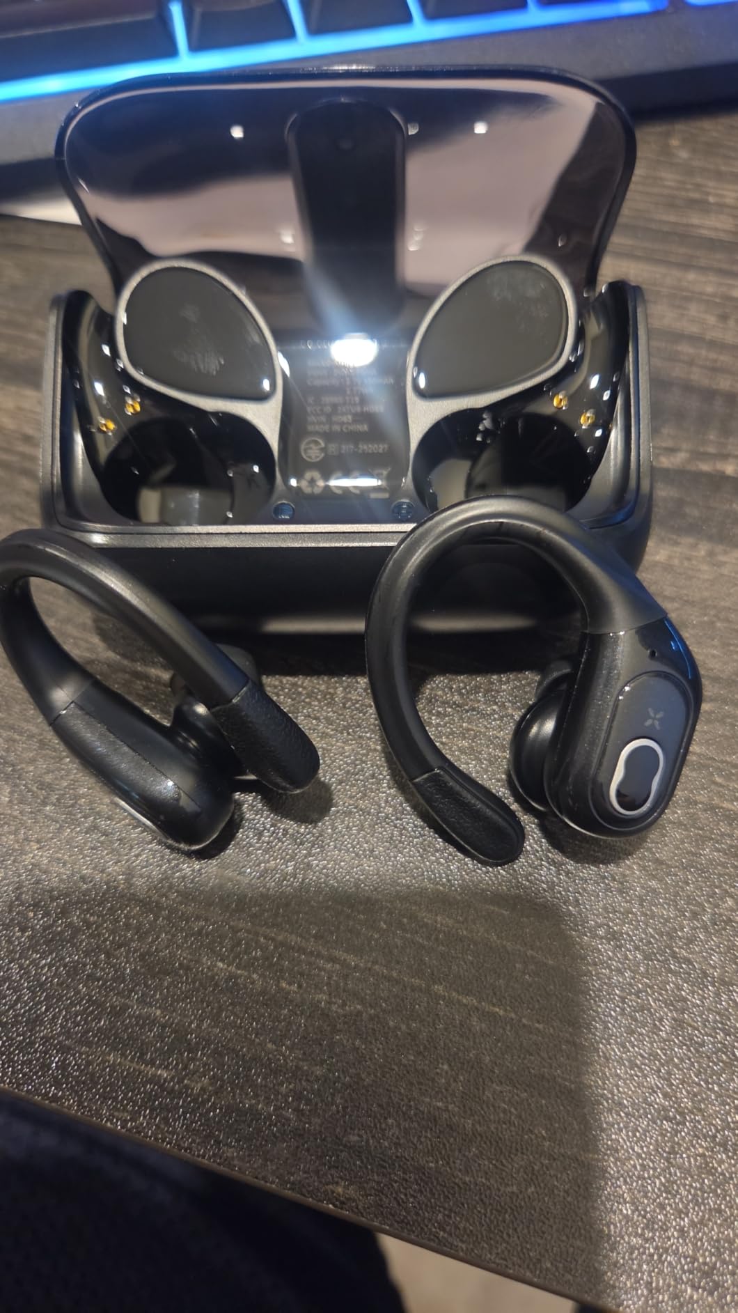AI Real Time Translation Earbuds, Bluetooth 5.4 Translator Earphones, Black | 3-in-1 Audio Headsets Support 164 Languages, 6 Modes & App. 75H Playtime. Perfect Interpreting Device for Travel Business customer photo 1