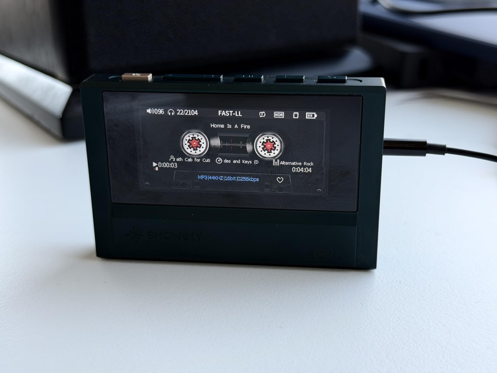 FiiO Echo 4G Hi-Res Digital Audio Player, Dual DAC Bluetooth Music Player, 4.4mm Balanced Output, Color Screen, Portable DAP (Black 4G) customer photo 2
