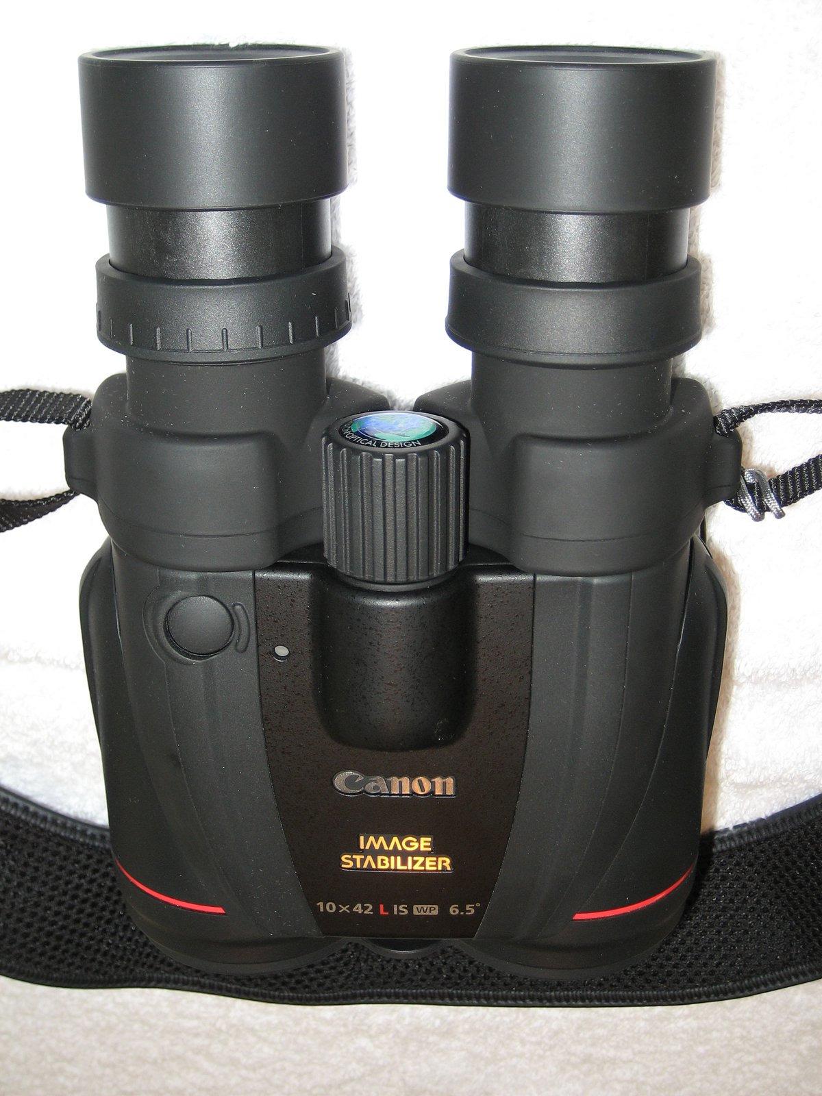 Canon 10x42 L is WP Image Stabilized Binoculars customer photo 2