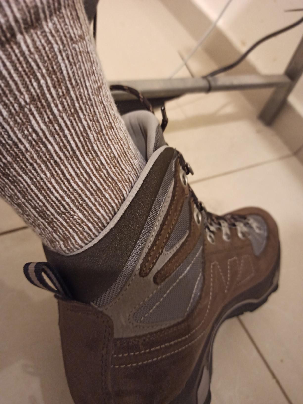 Thorlos Light Hiker Crew 3-Pair Pack customer photo 1