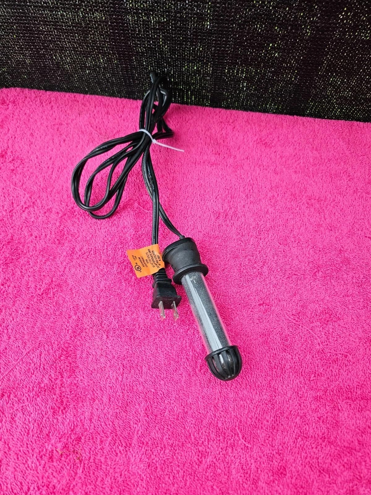 Tetra HT Submersible Aquarium Heater With Electronic Thermostat, 50-Watt, 2-10 Gallon customer photo 1