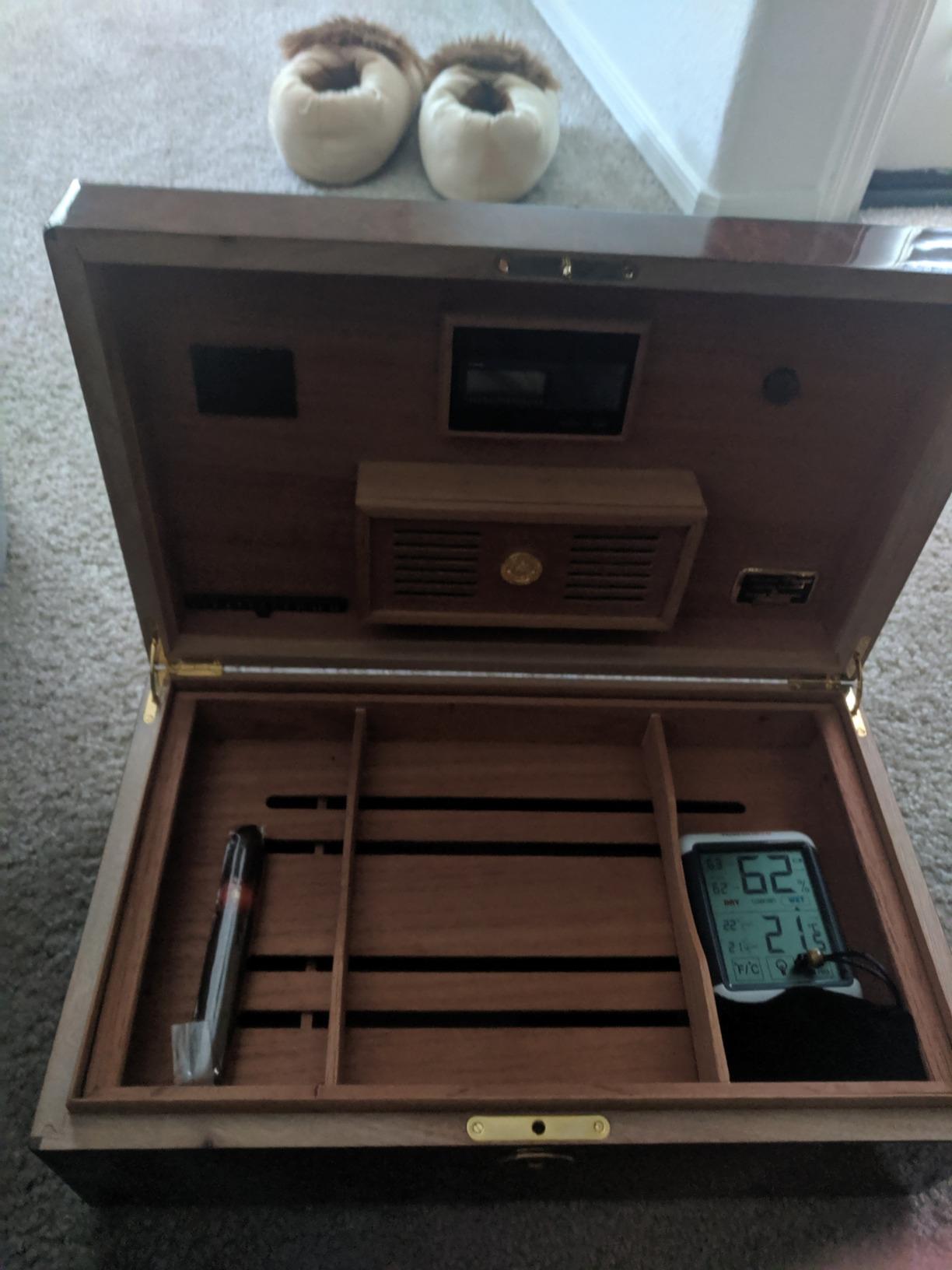 Xikar HumiStore Crystal 250 Humidity Regulator customer photo 2